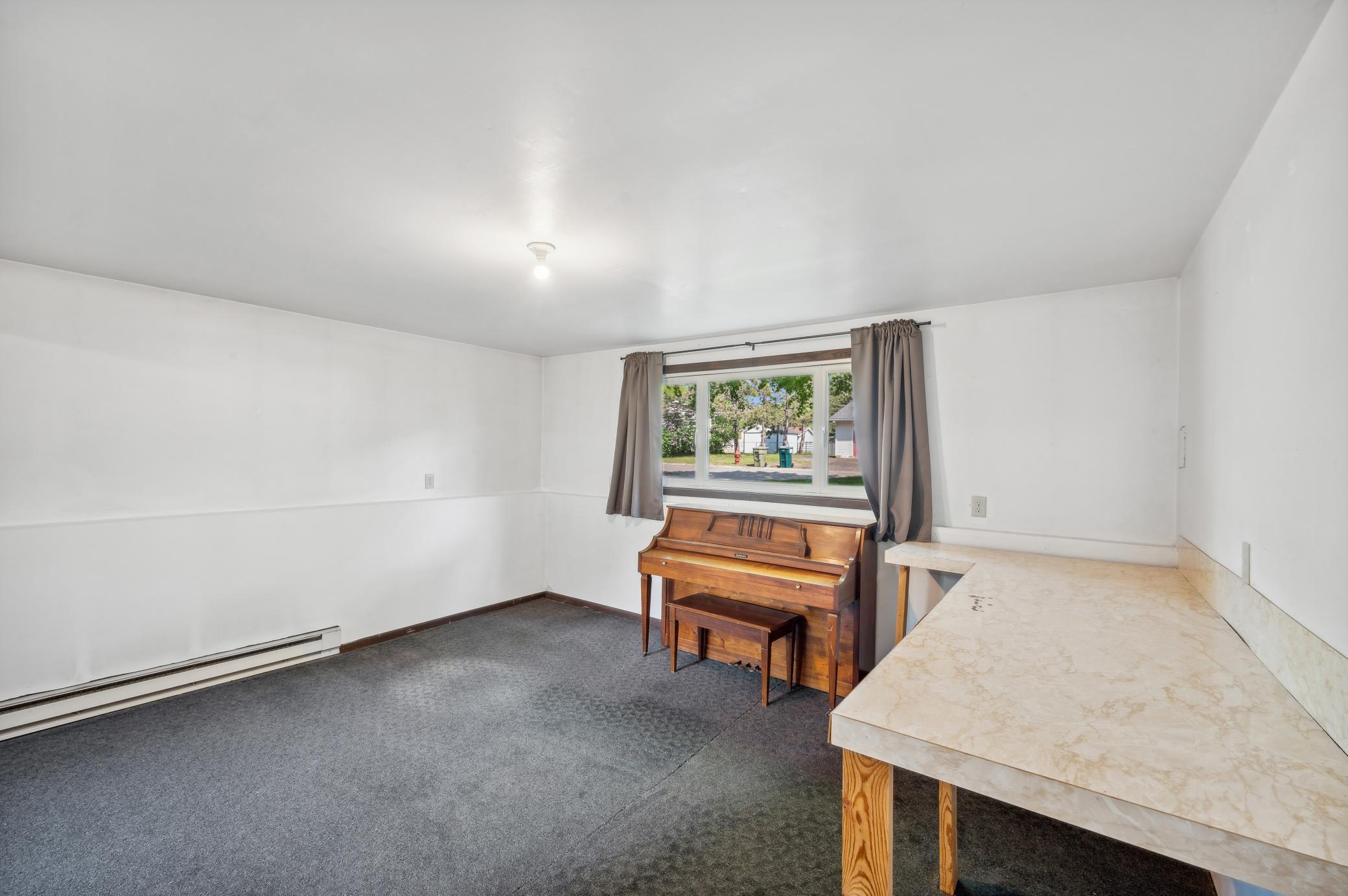 106 Hedman Lane