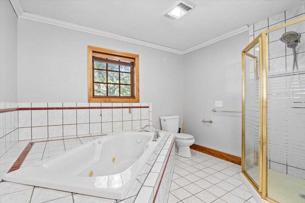 13705 Parkview Drive