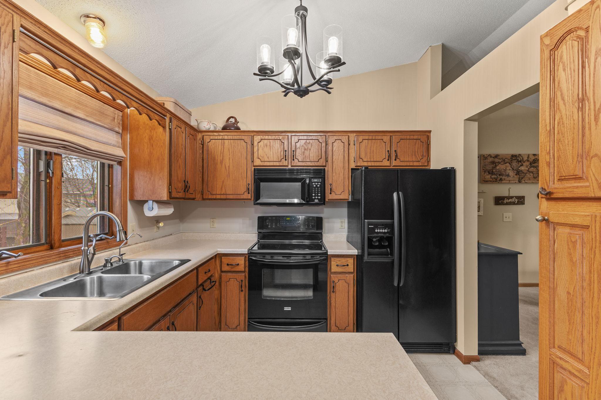 14803 Hillcrest Road SE