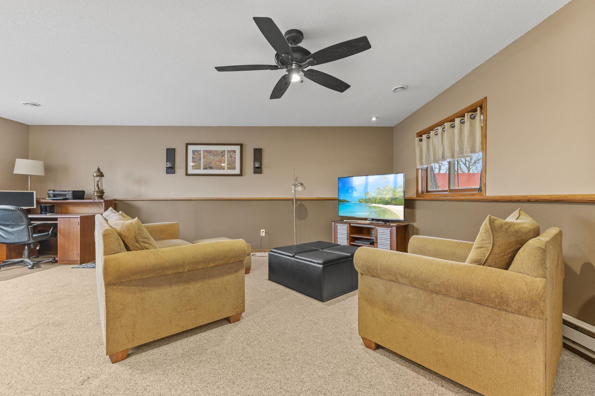 14803 Hillcrest Road SE