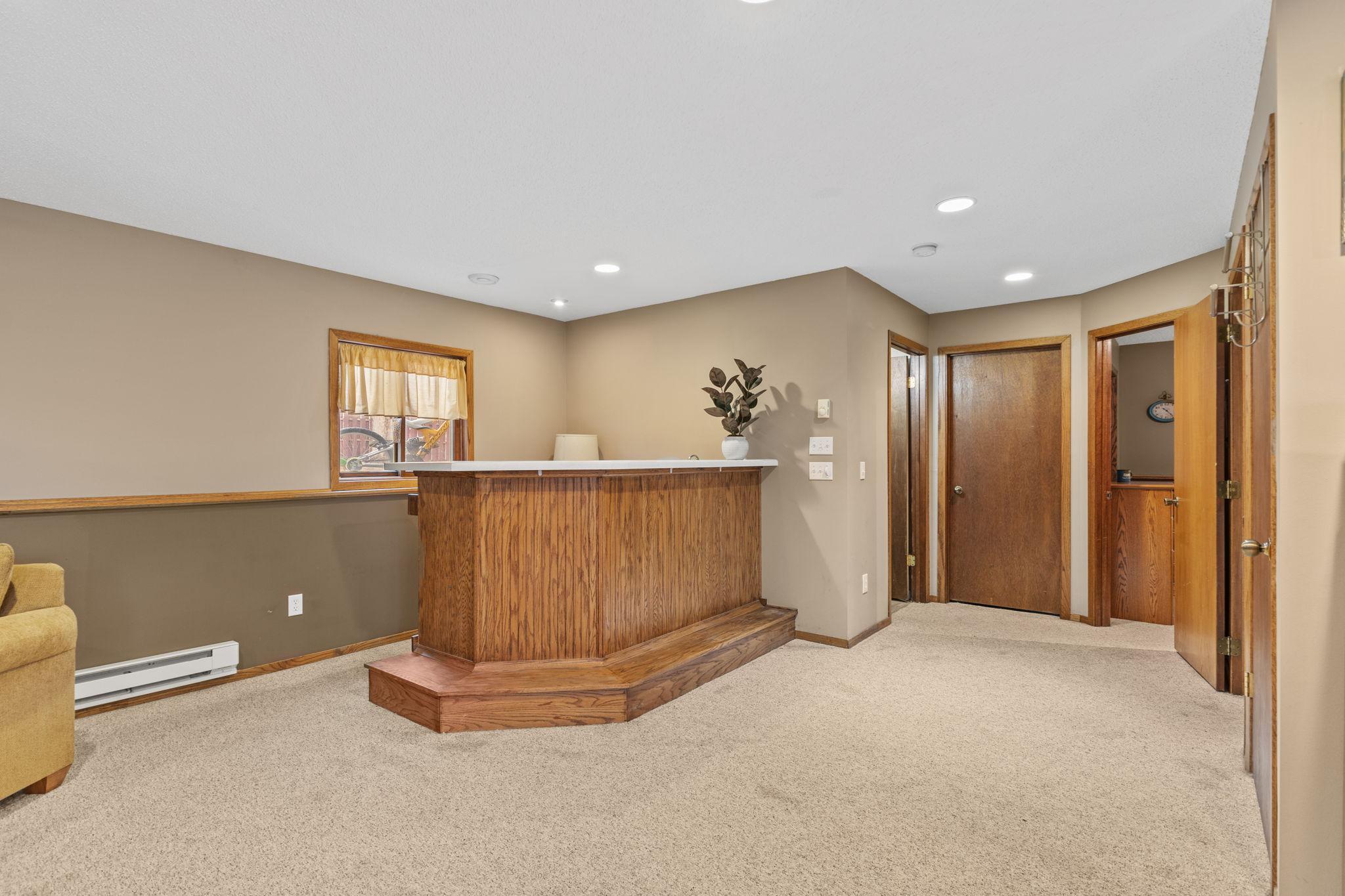 14803 Hillcrest Road SE