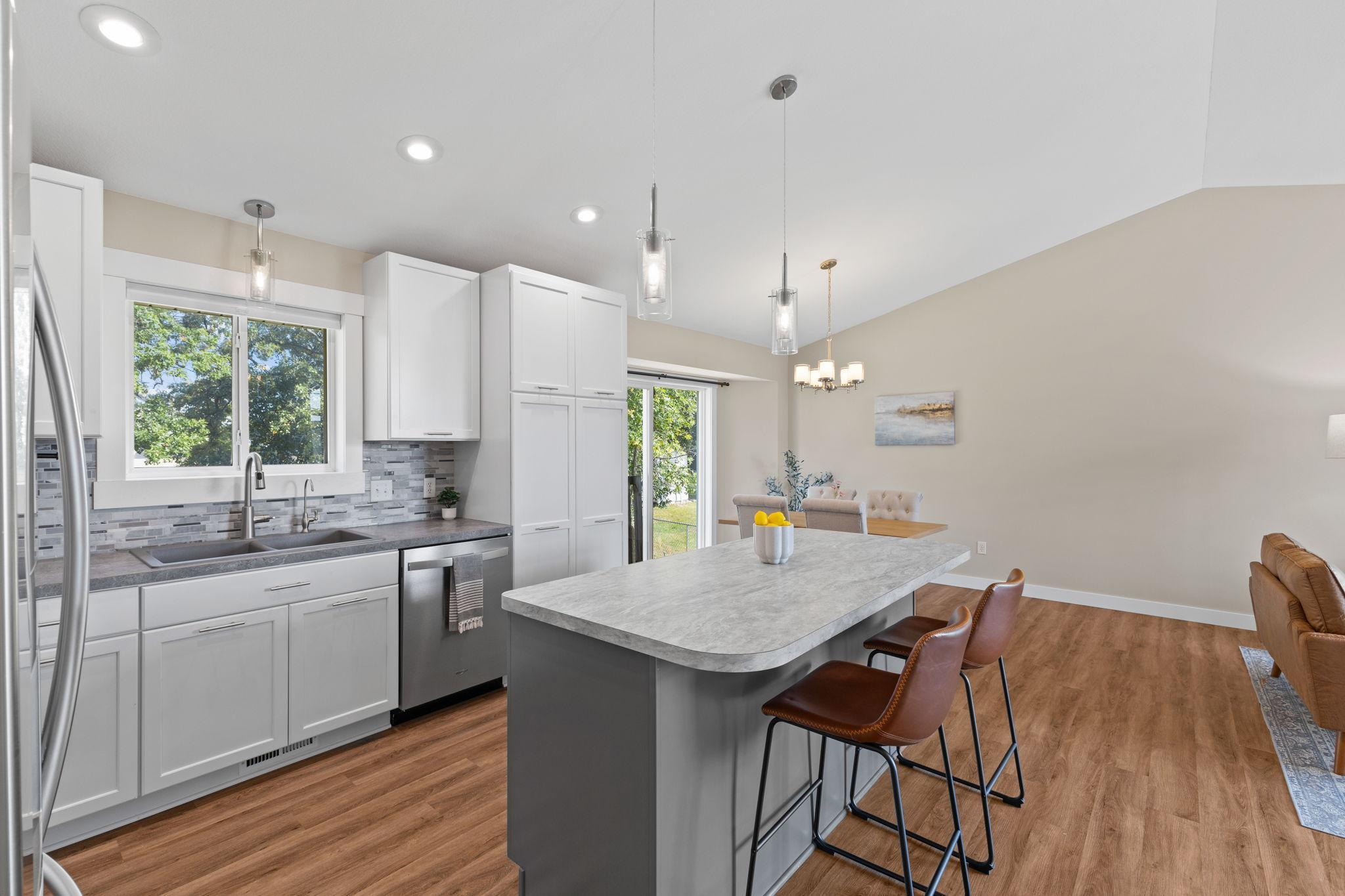 5008 Bluff Road