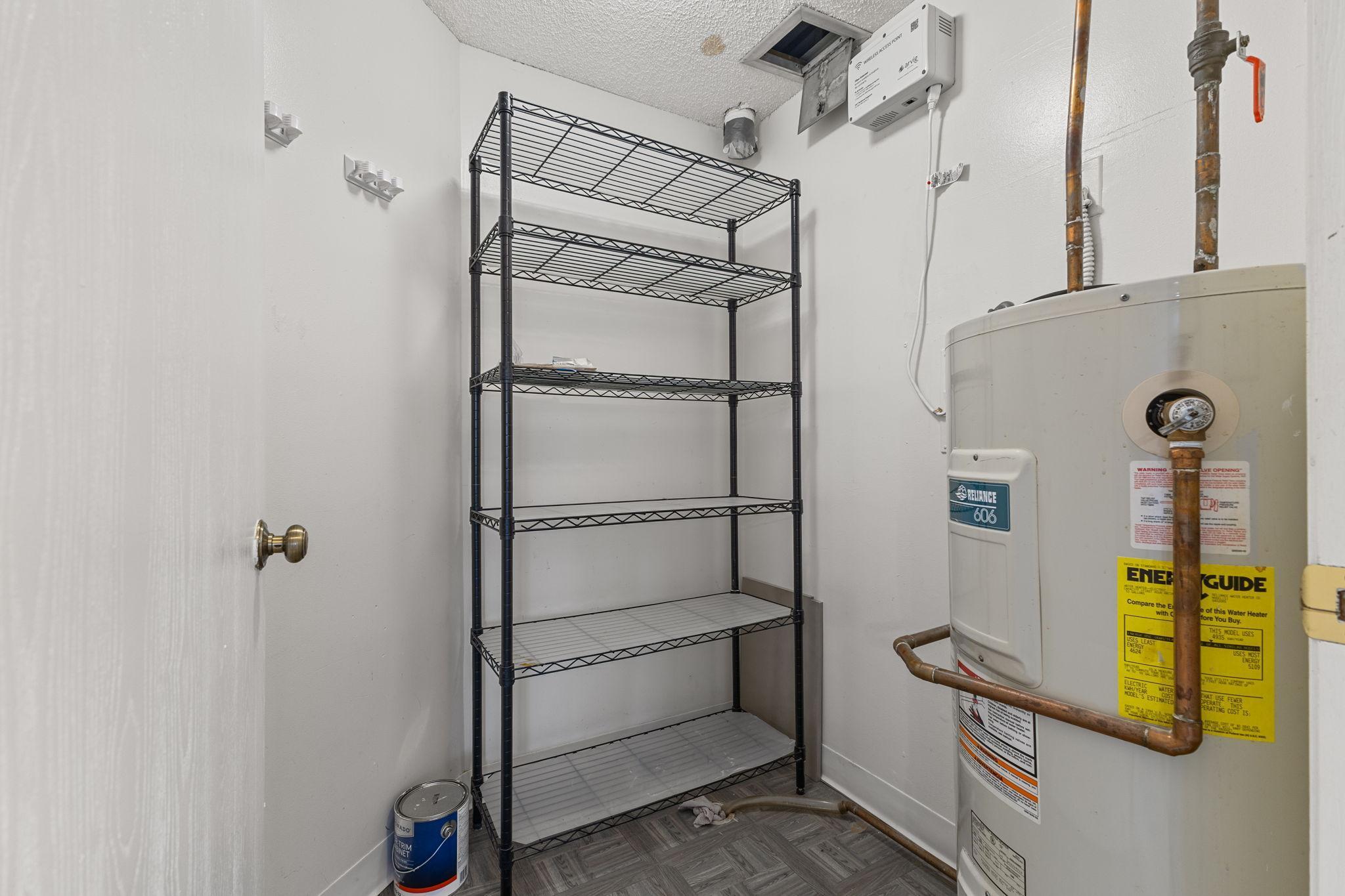 110 1st Avenue NE Unit: 402