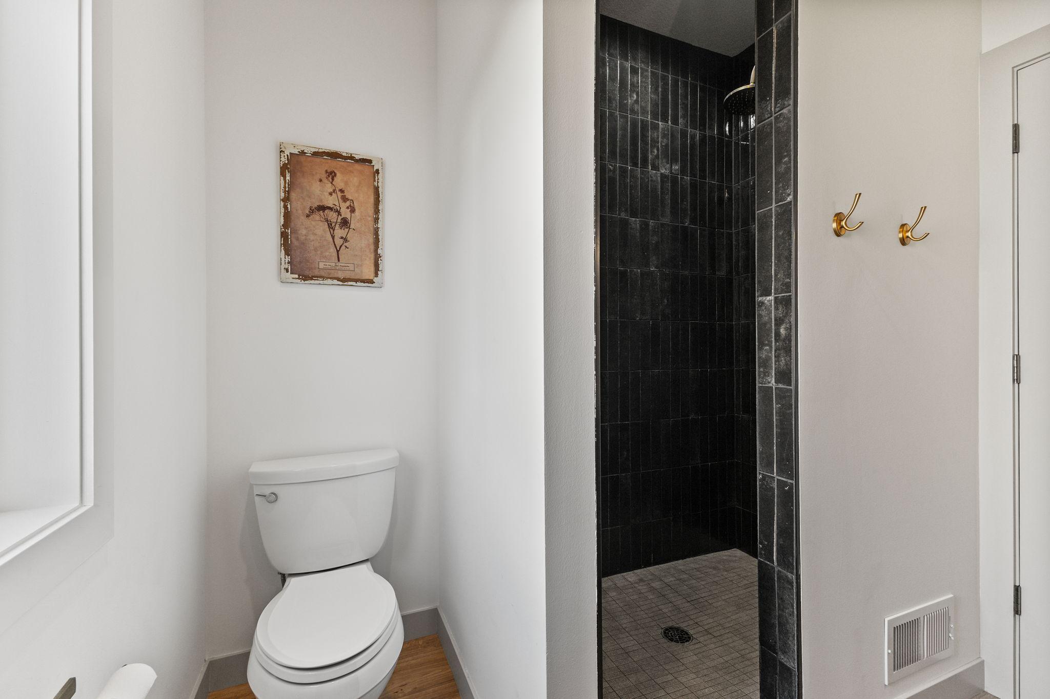 4940 River Oaks Road