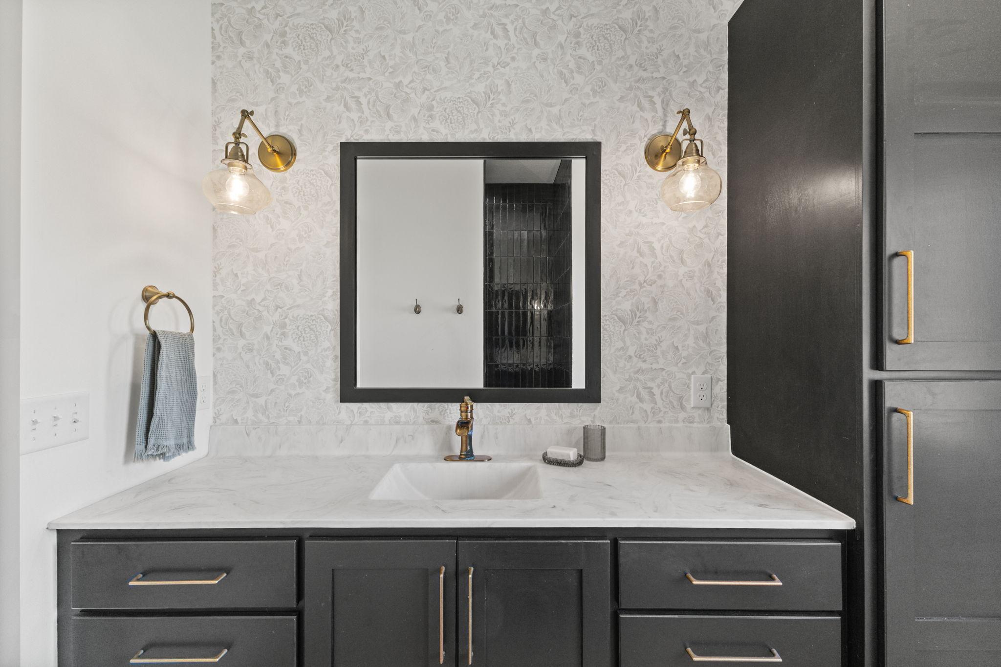 4940 River Oaks Road