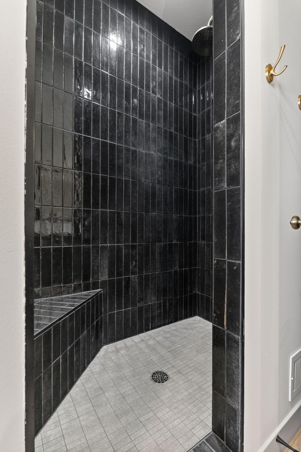 4940 River Oaks Road