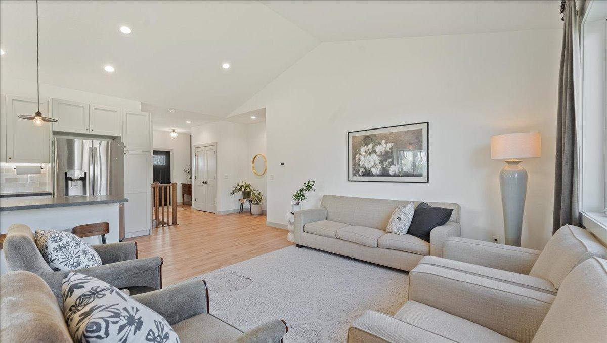 4940 River Oaks Road