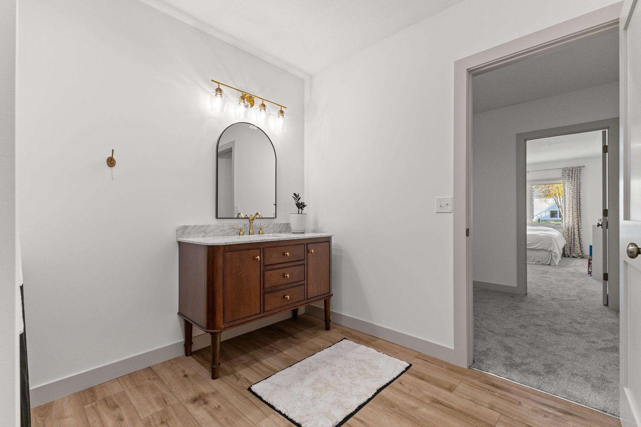 4940 River Oaks Road