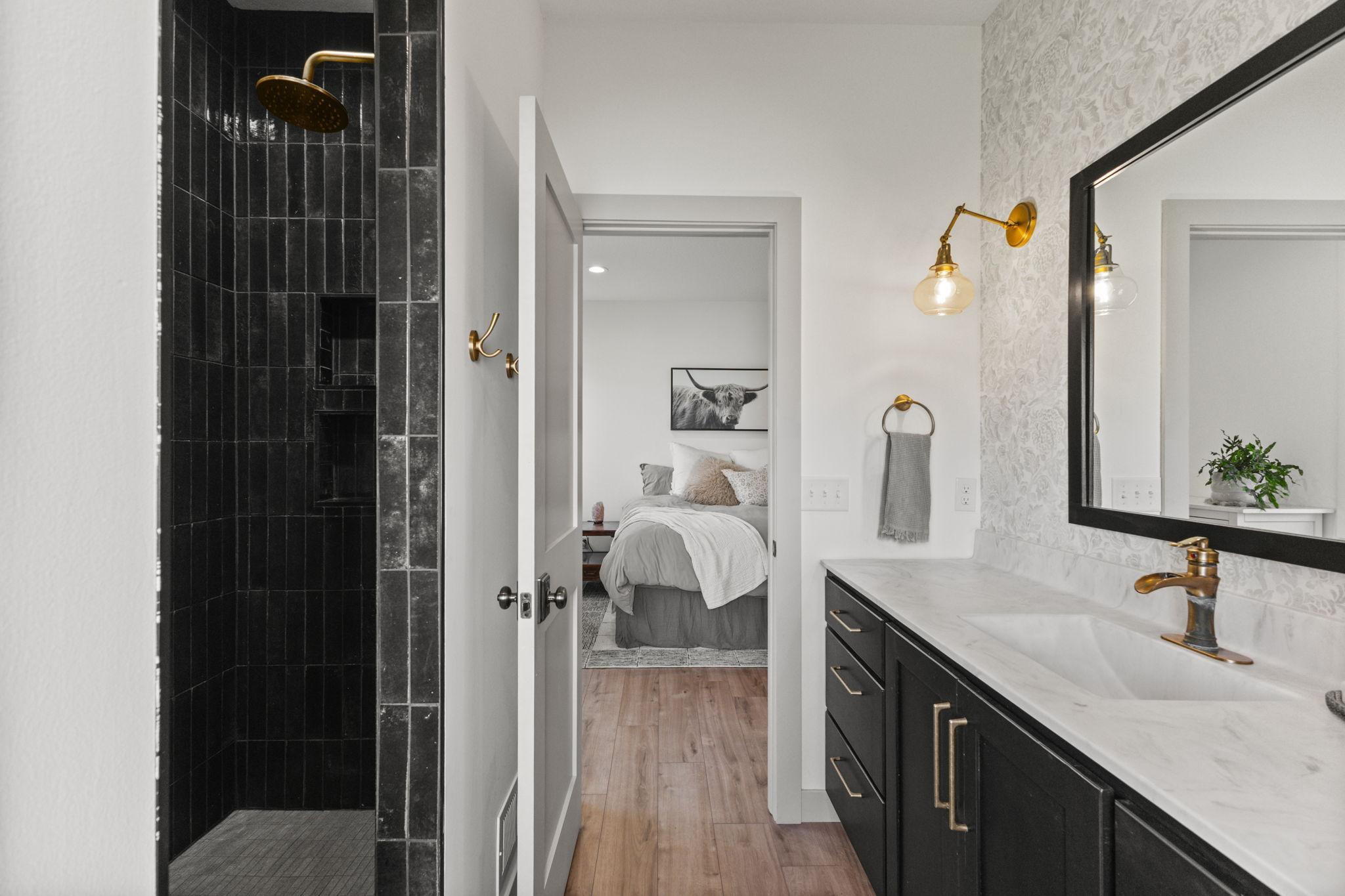 4940 River Oaks Road