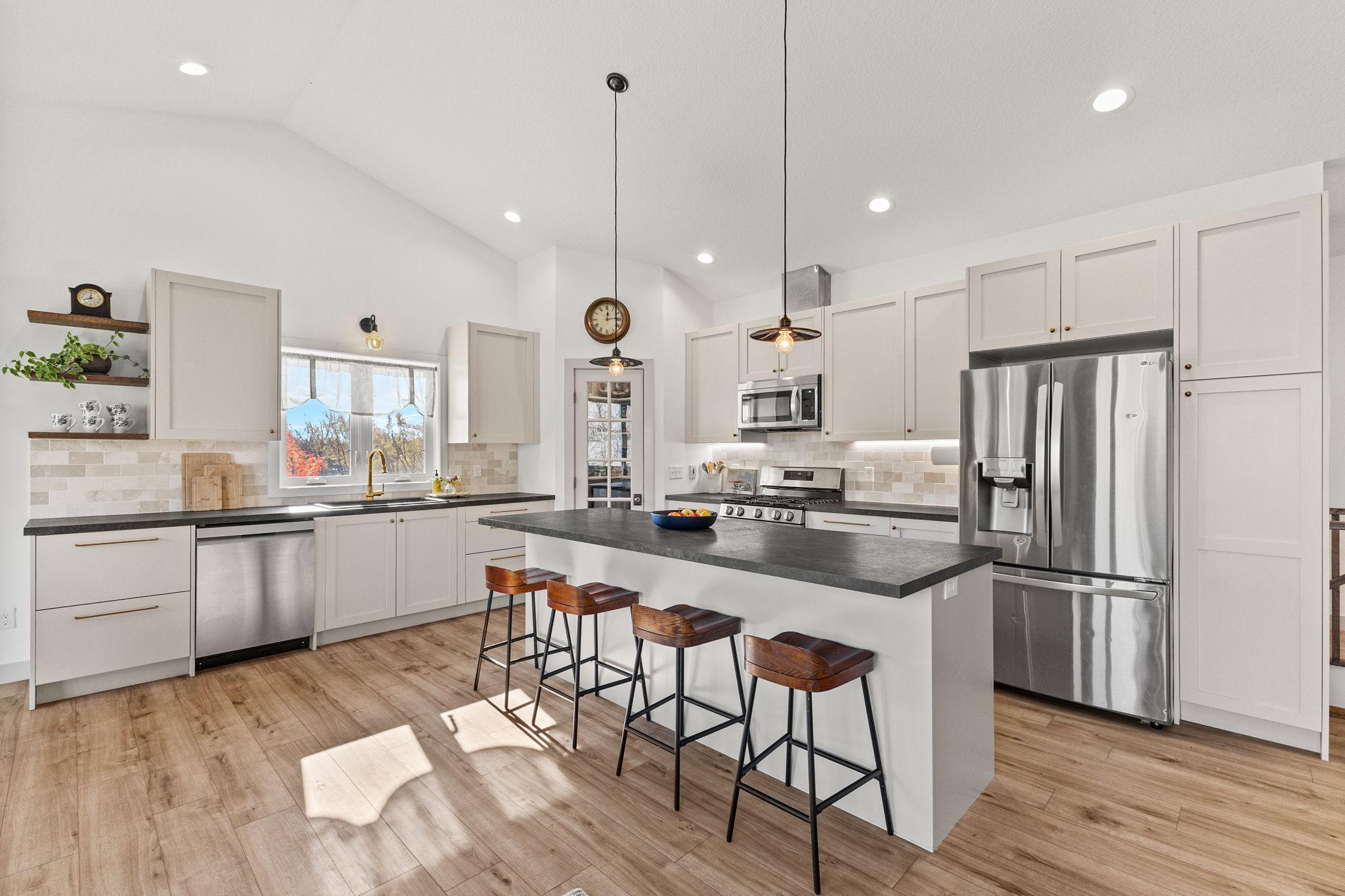 4940 River Oaks Road