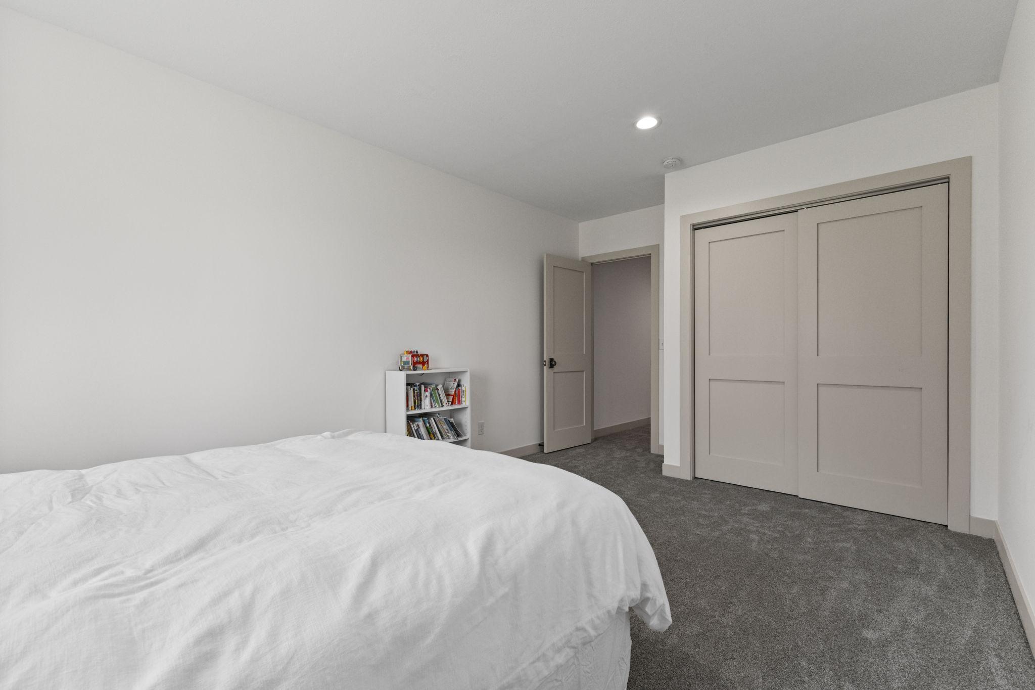 4940 River Oaks Road