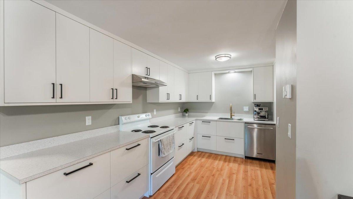 305 Arcadian Place Unit: 1