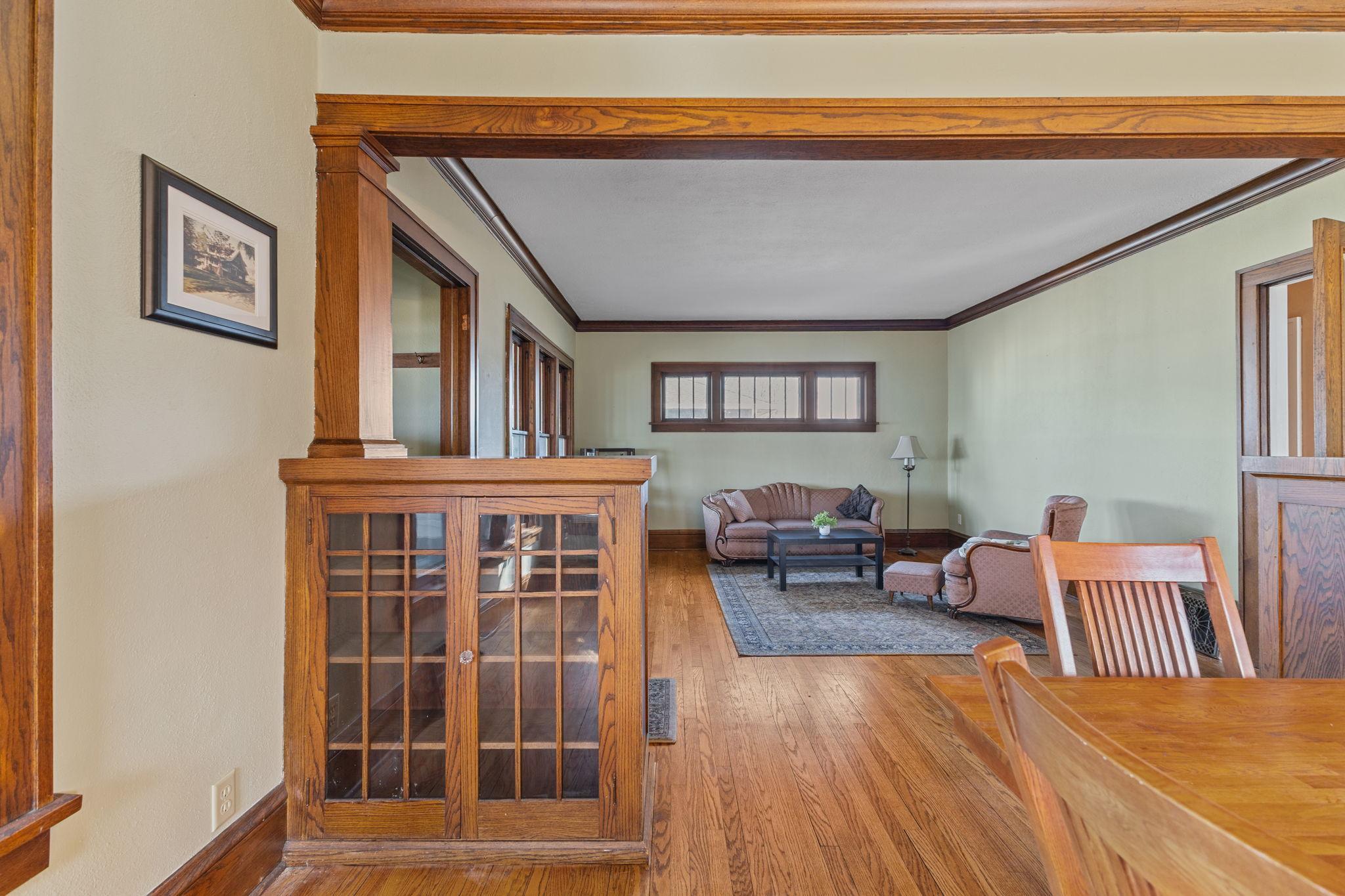 202 Lake Boulevard S