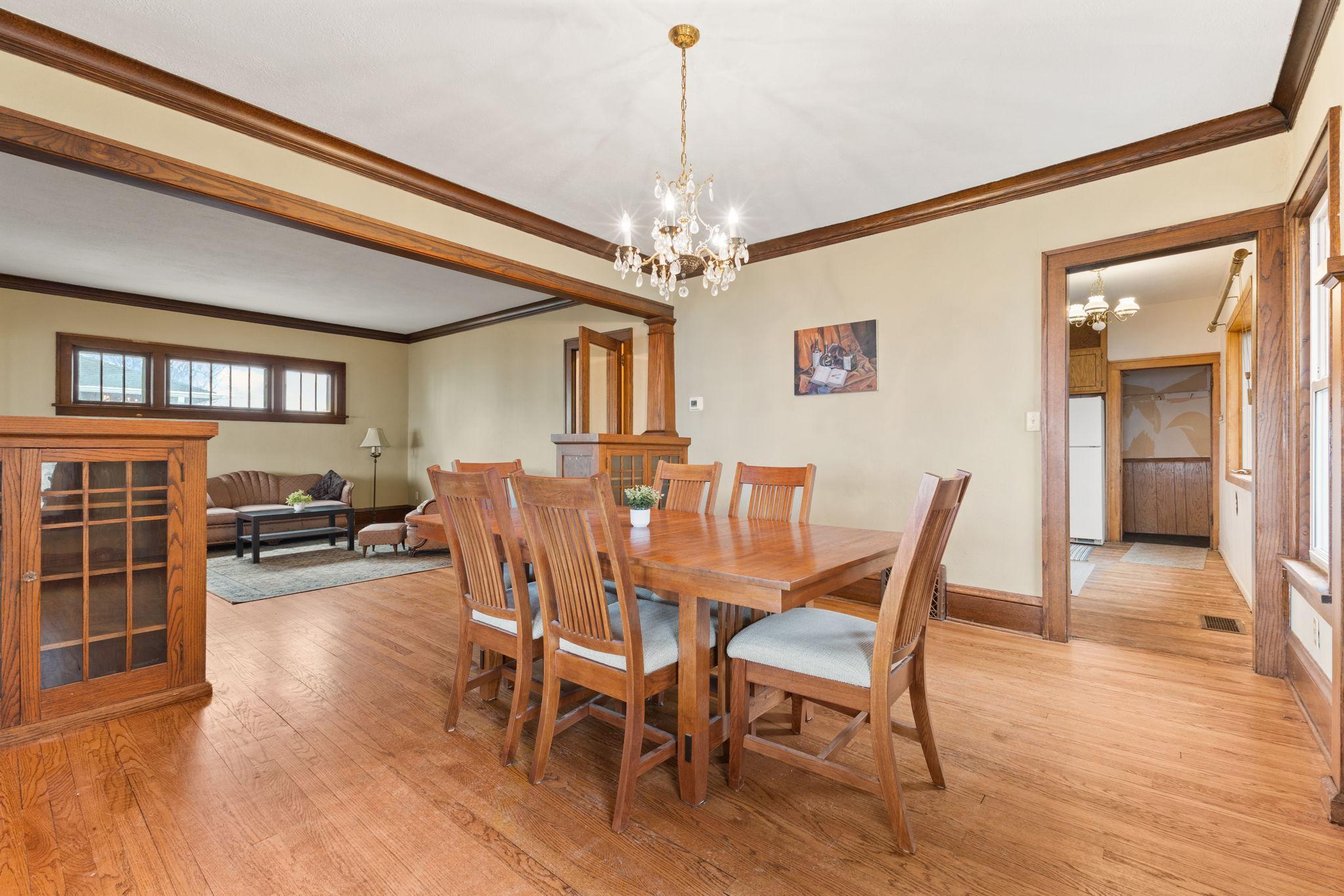 202 Lake Boulevard S