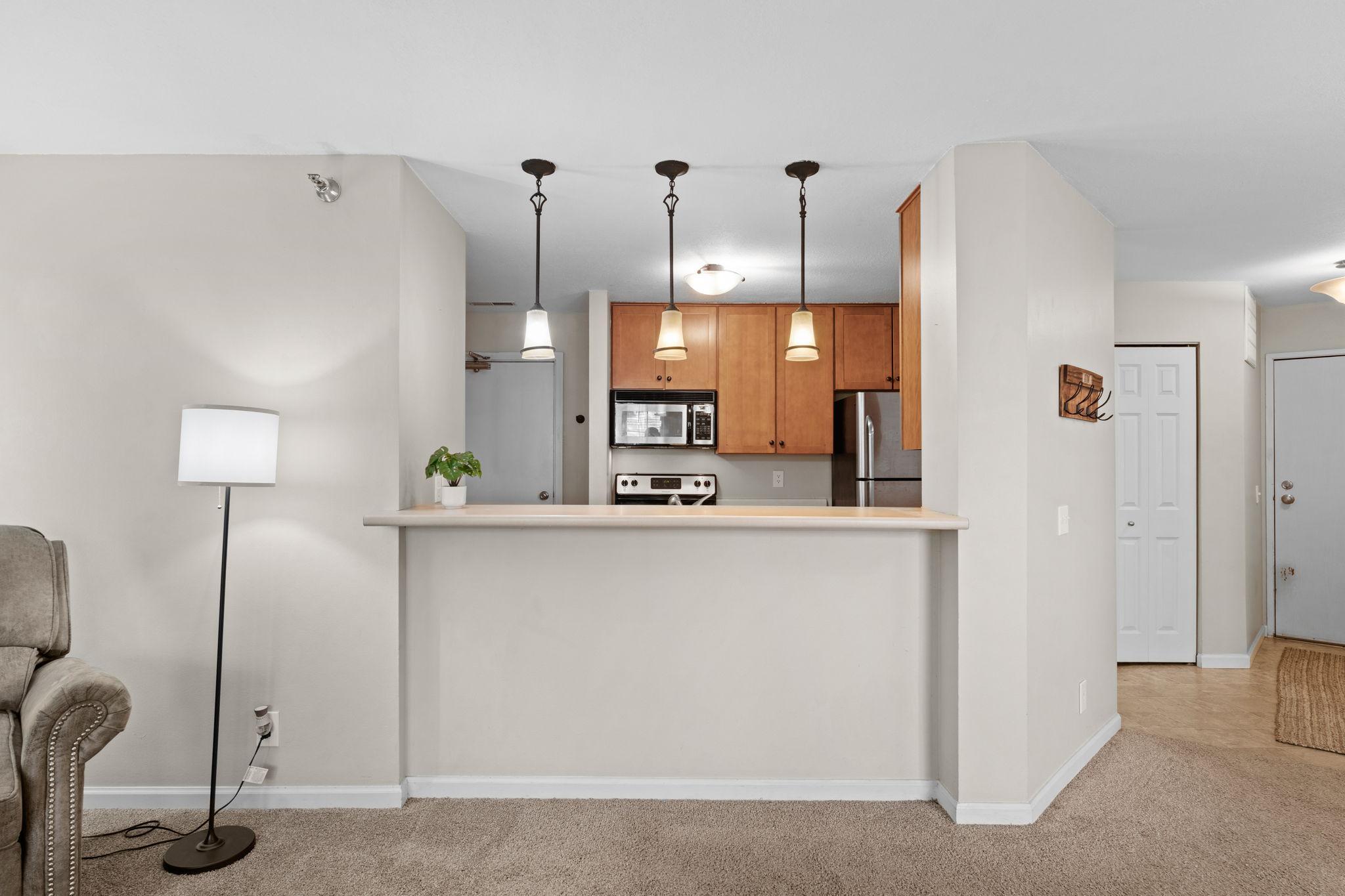 6157 Chasewood Parkway Unit: 102