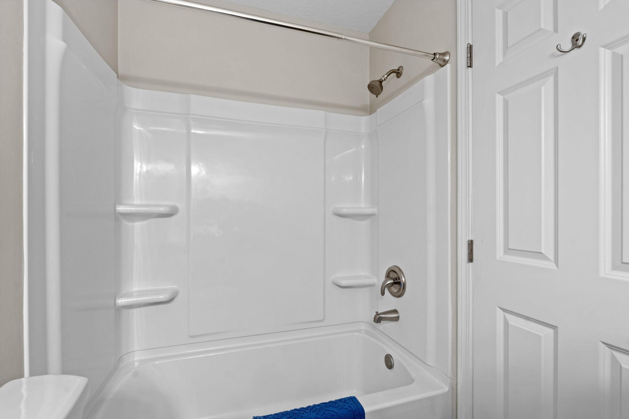 6157 Chasewood Parkway Unit: 102