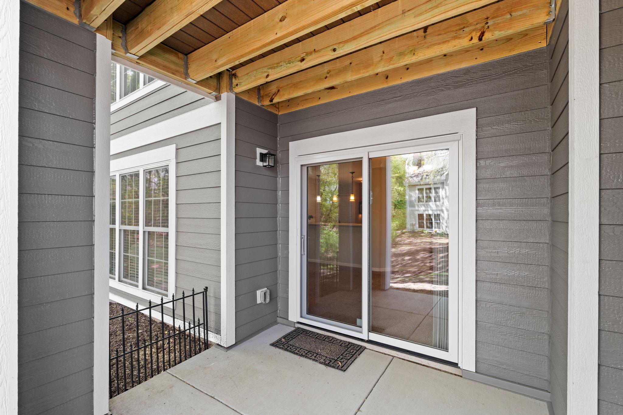 6157 Chasewood Parkway Unit: 102