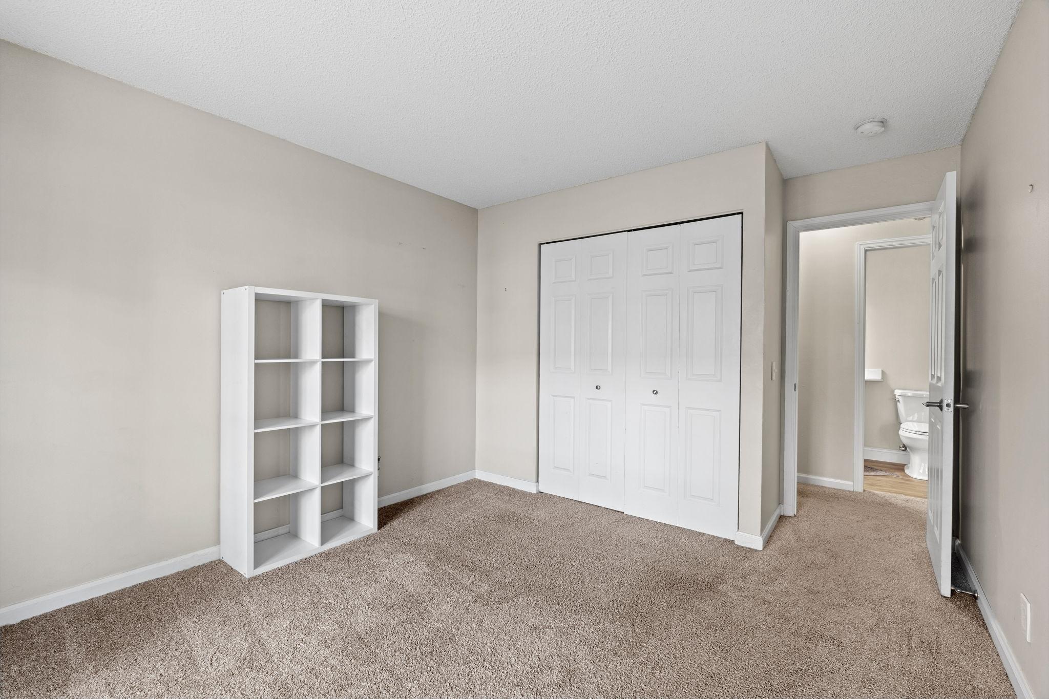 6157 Chasewood Parkway Unit: 102
