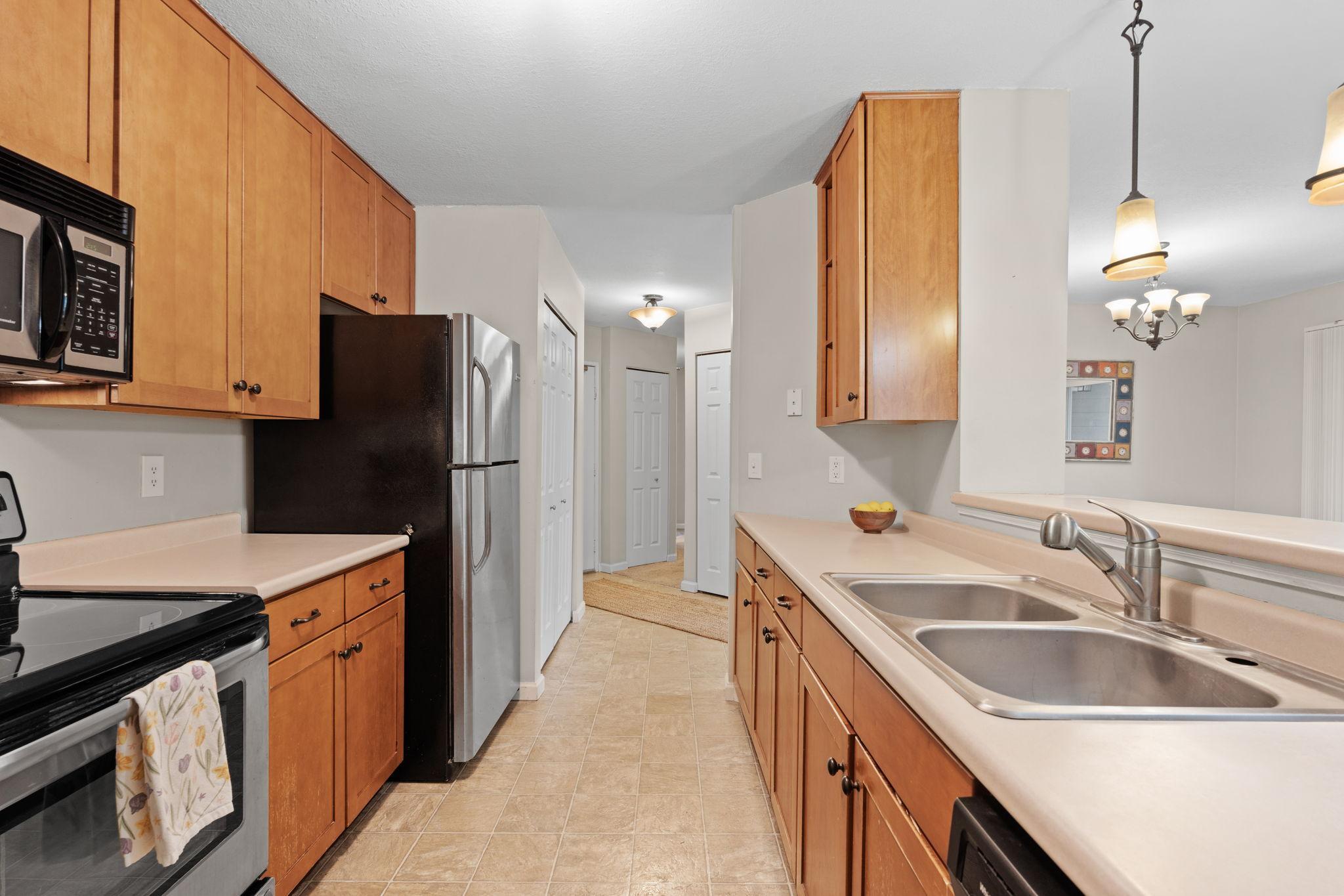6157 Chasewood Parkway Unit: 102