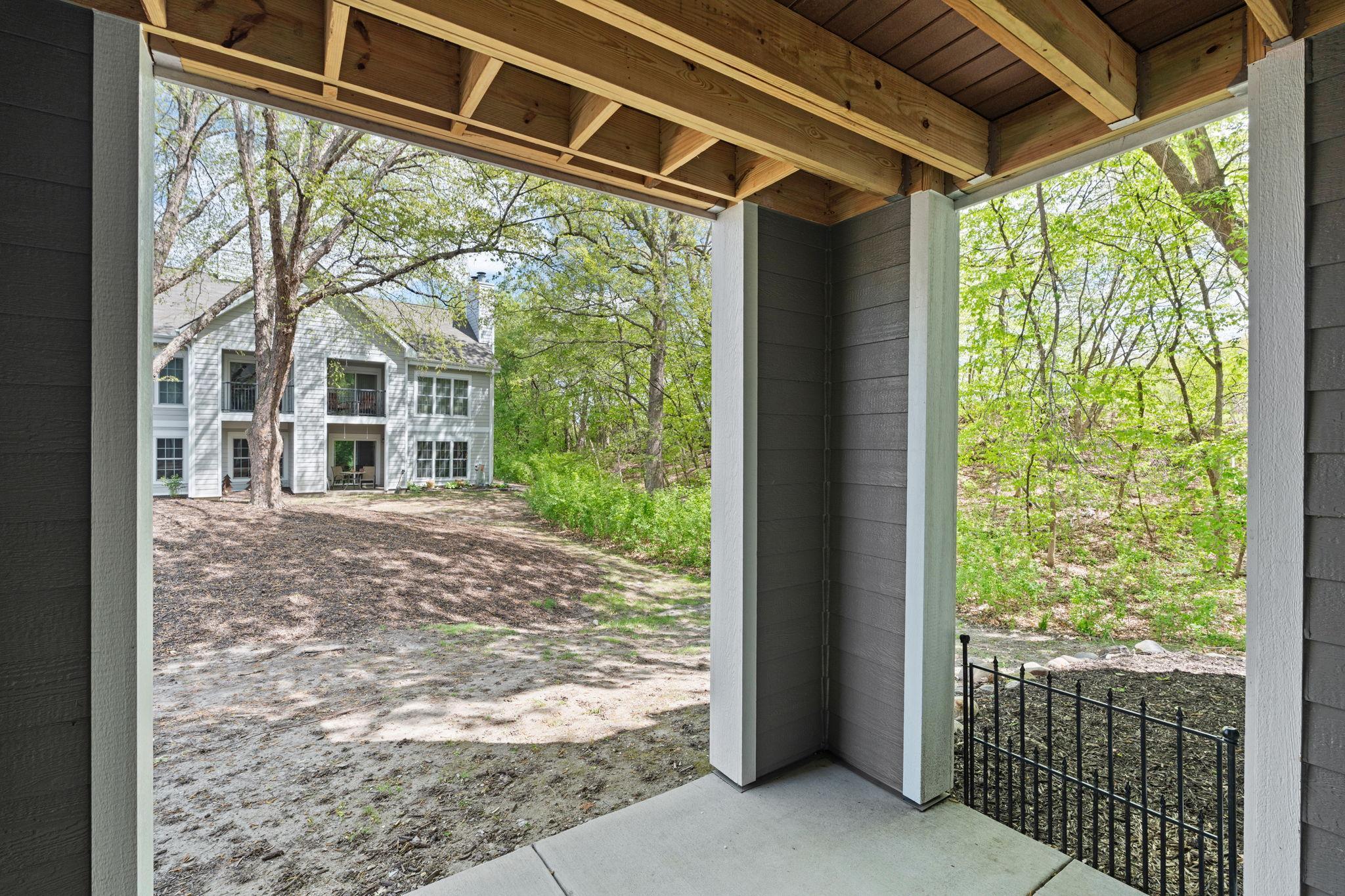 6157 Chasewood Parkway Unit: 102