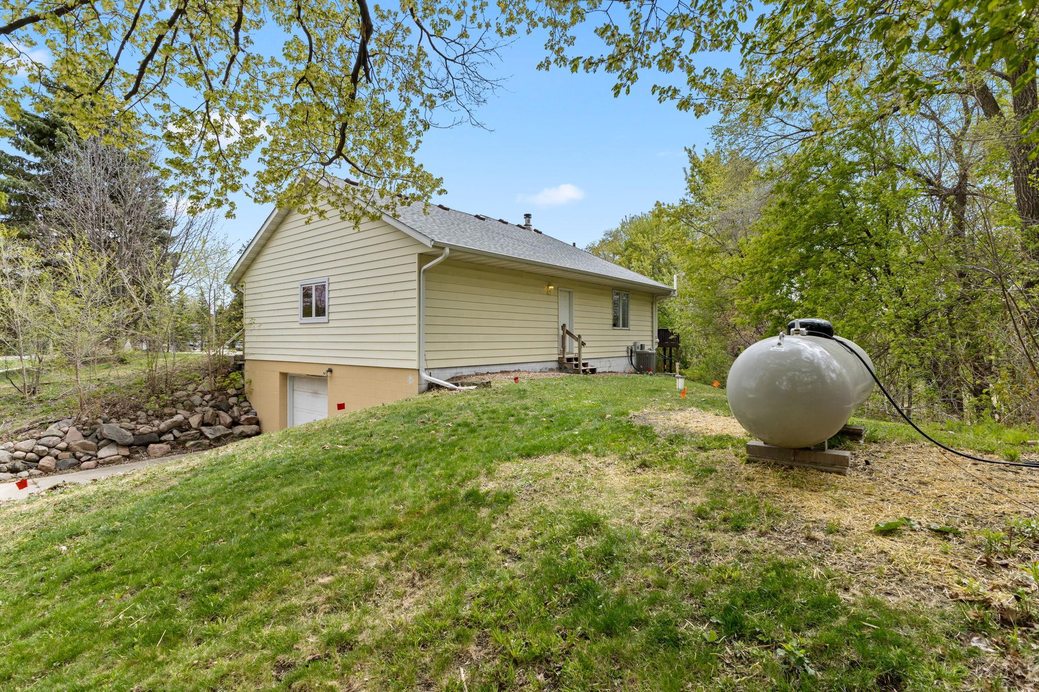 525 County Road 12 S