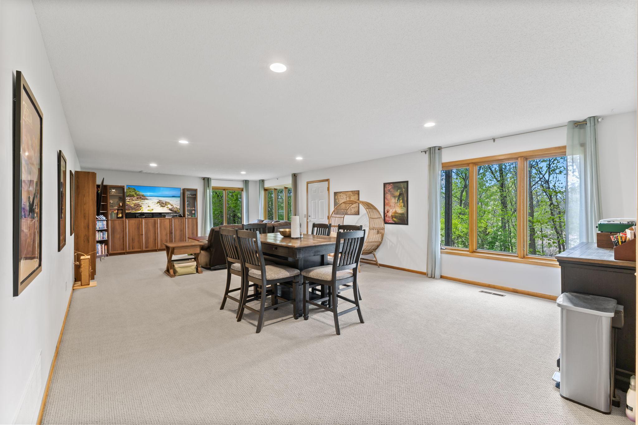 525 County Road 12 S