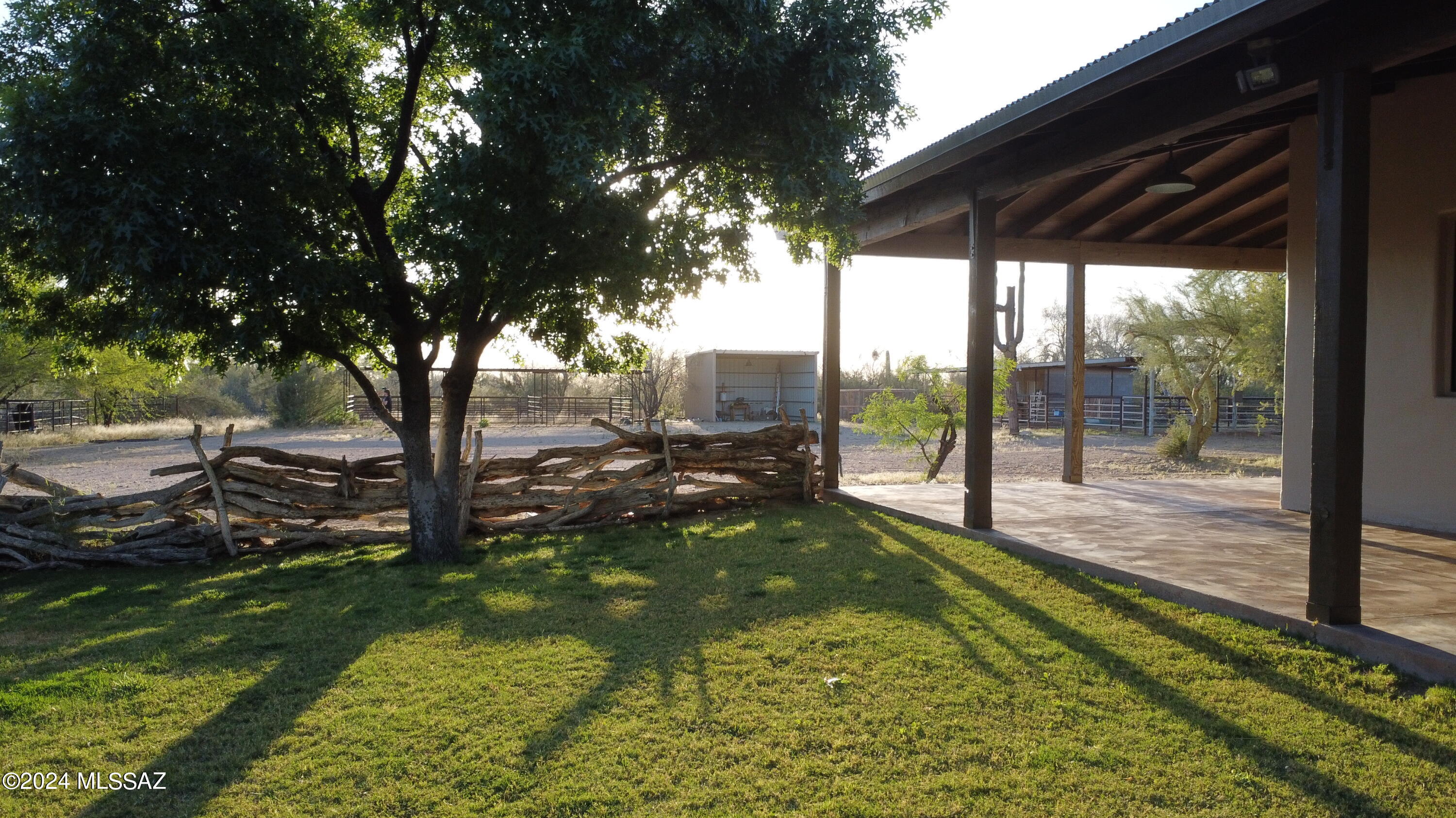 32400 E Grand Valley Drive