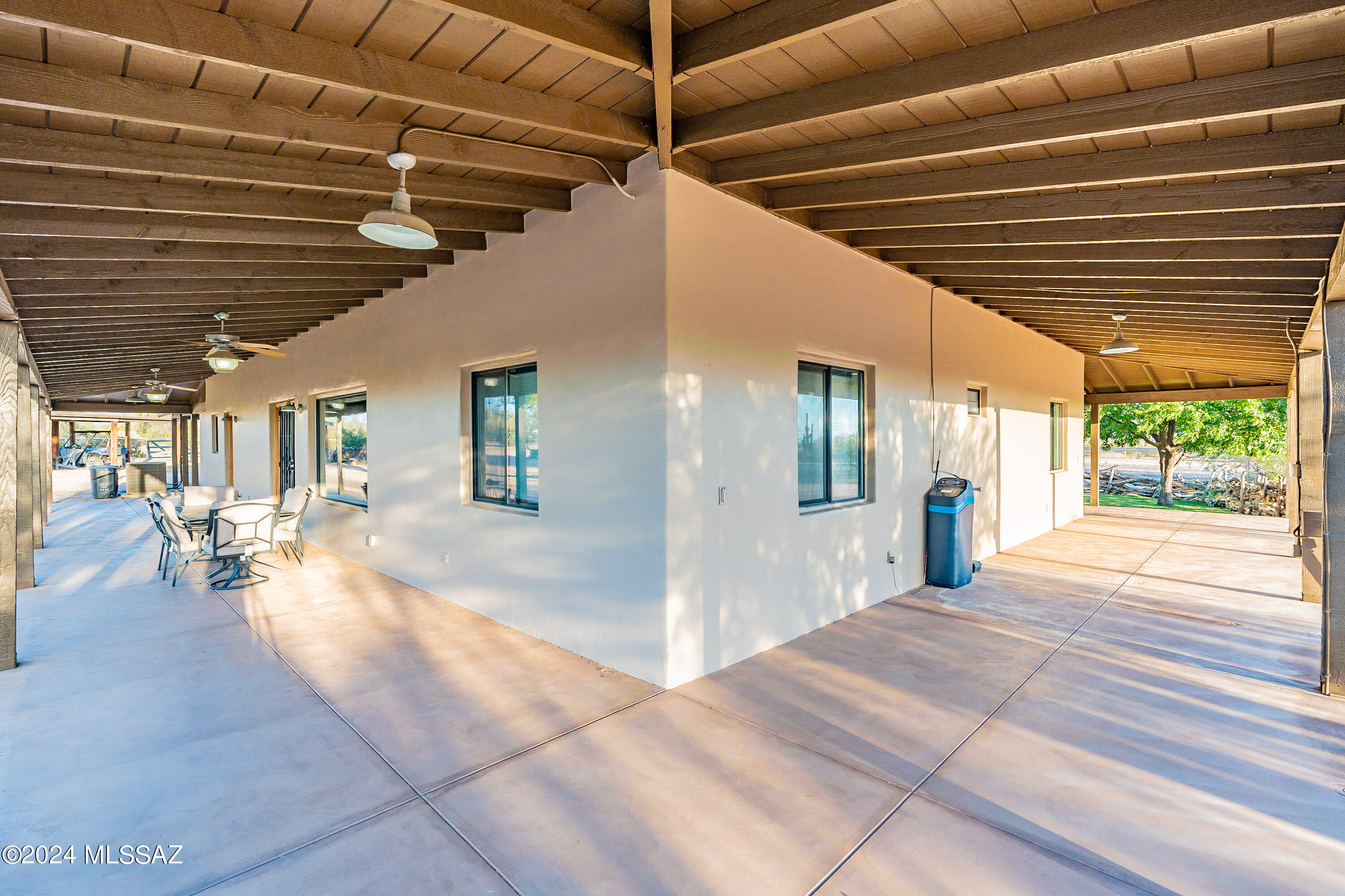 32400 E Grand Valley Drive