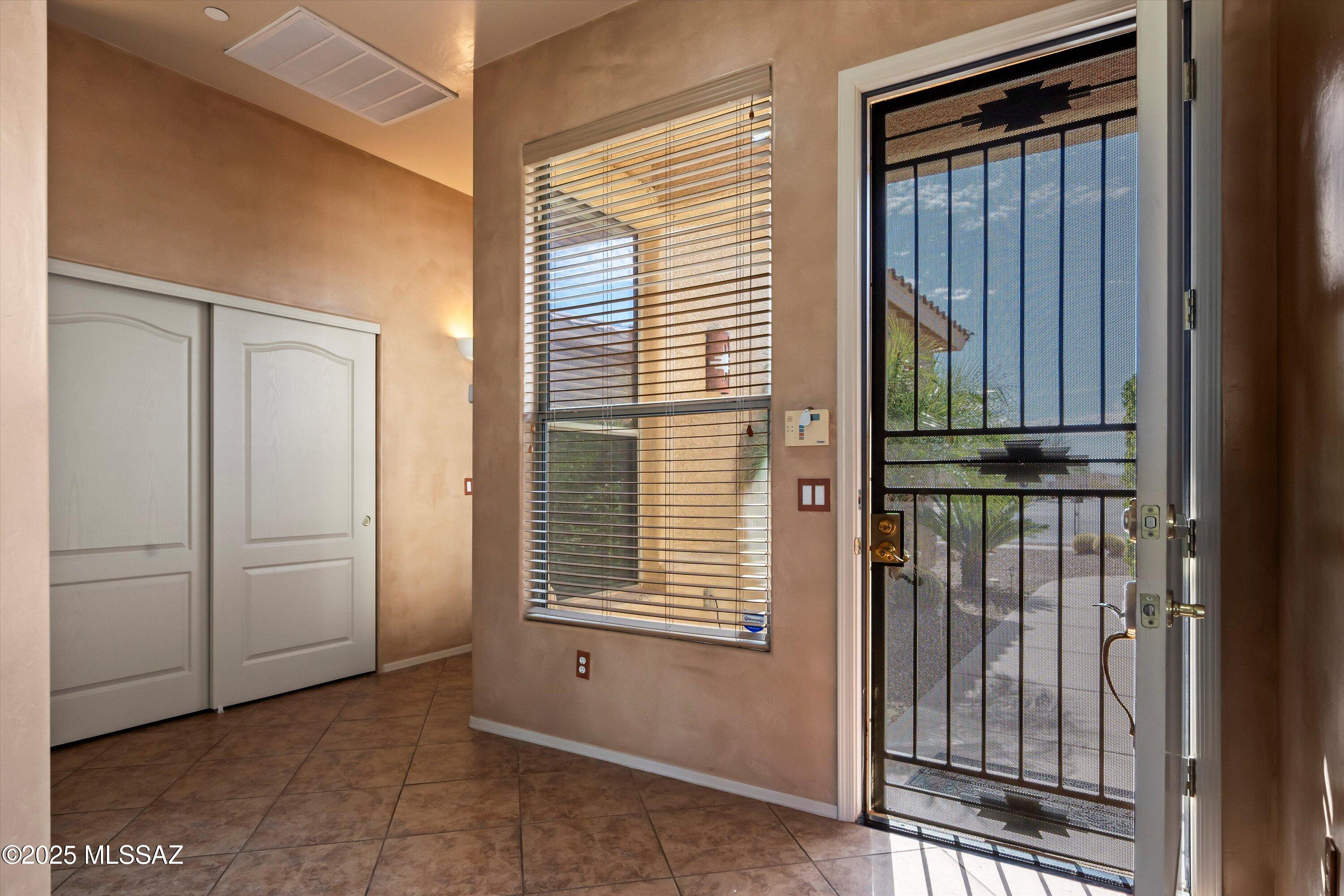 1630 W Copper Ridge Drive