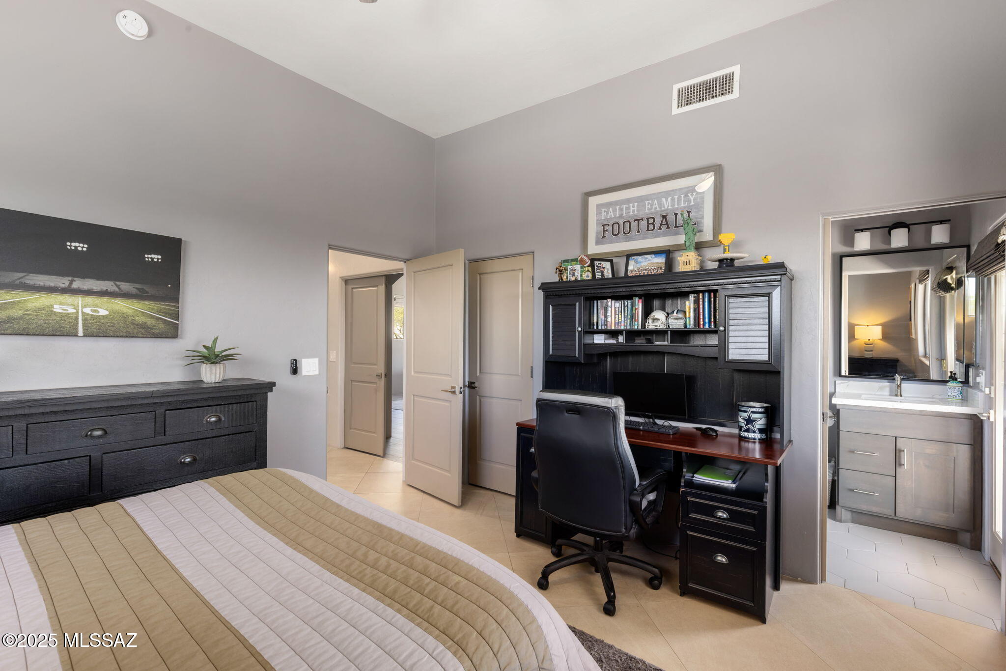 2292 E Ancient Mesa Lane