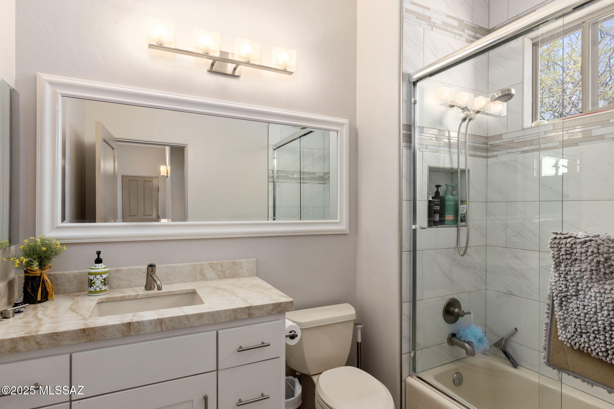 2292 E Ancient Mesa Lane