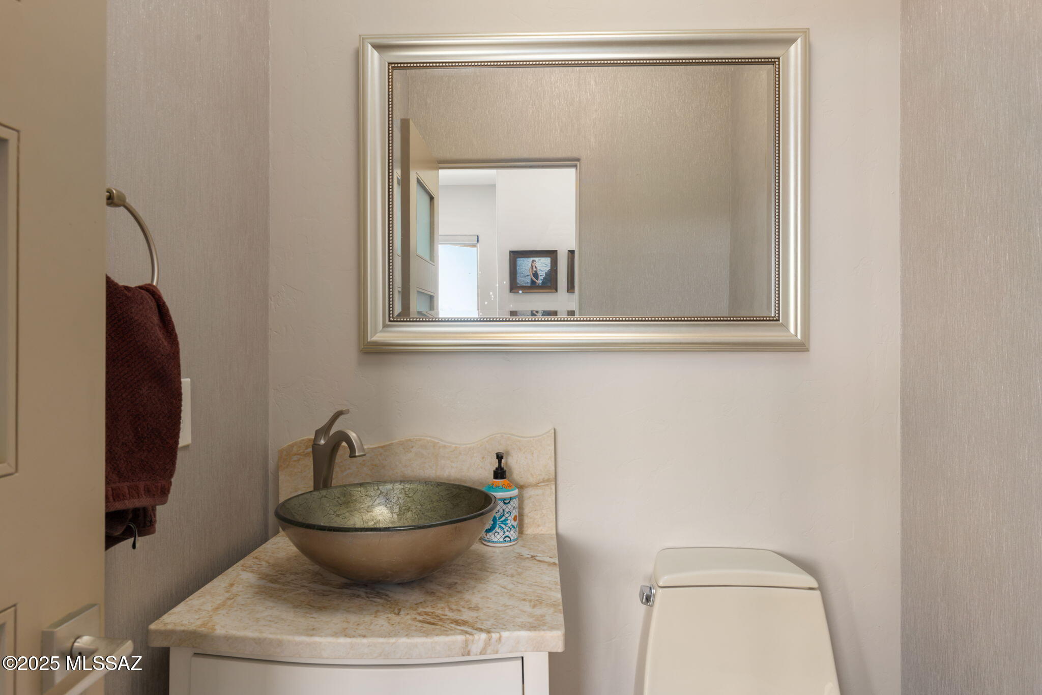 2292 E Ancient Mesa Lane