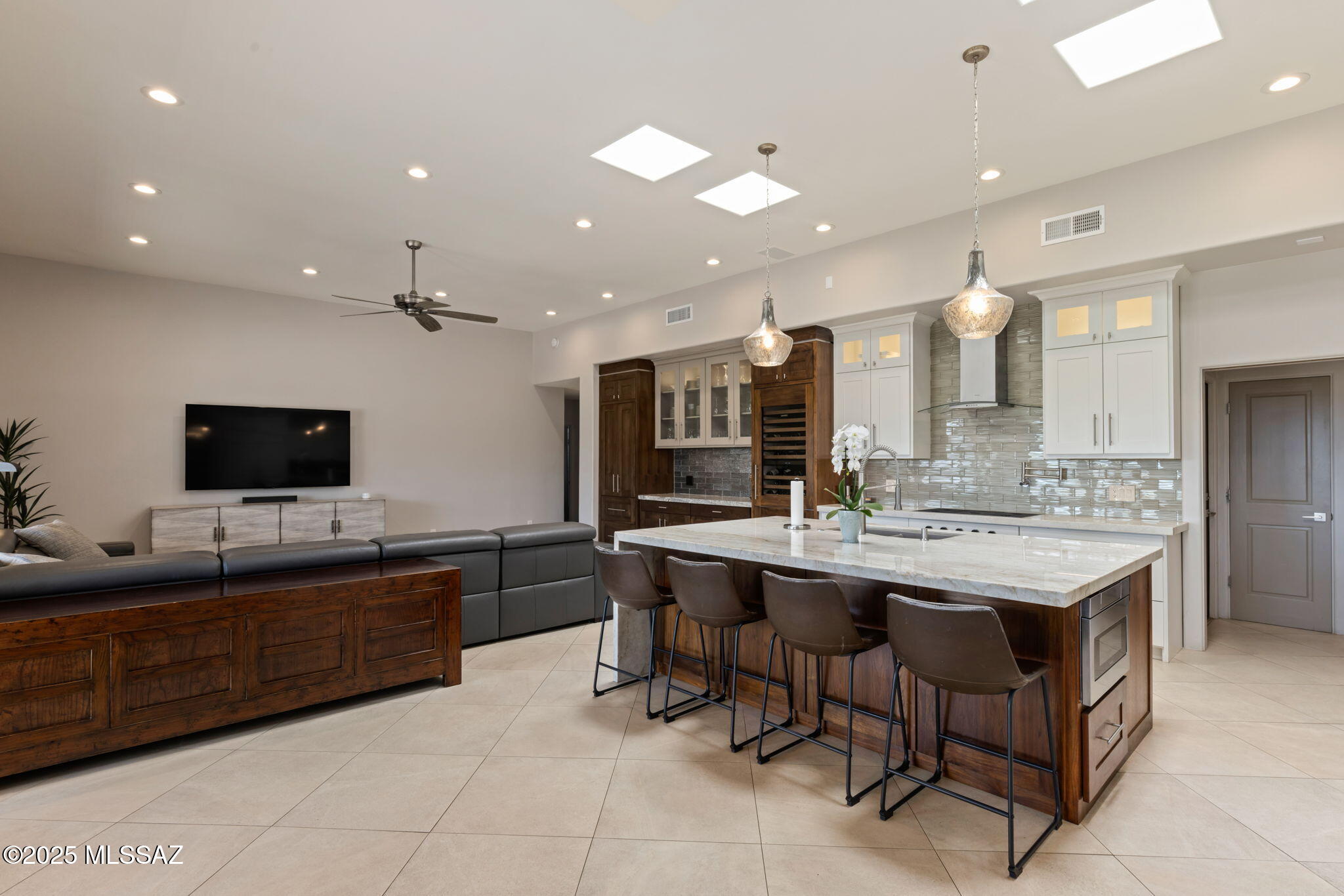 2292 E Ancient Mesa Lane