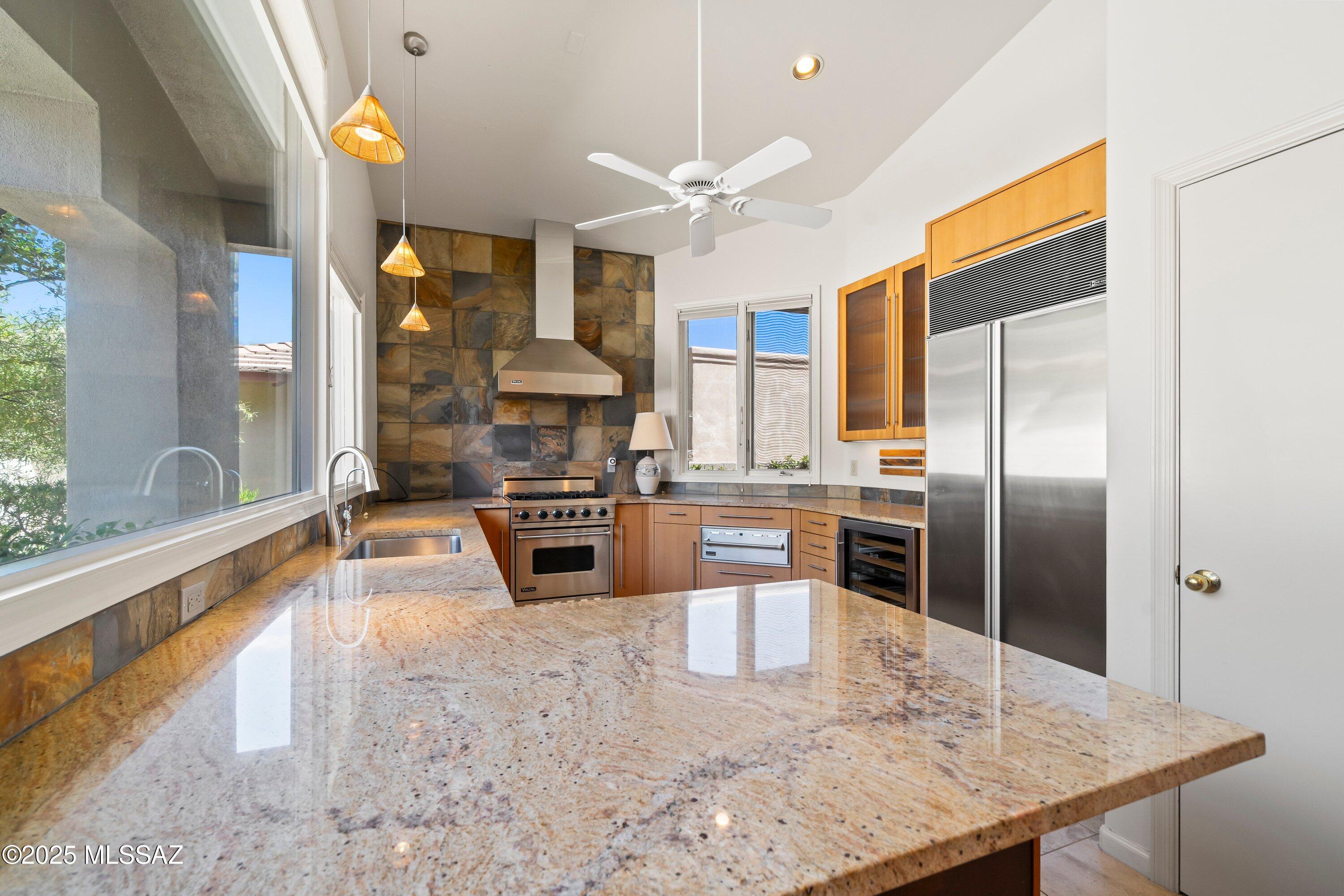 5610 E Paseo Lomas