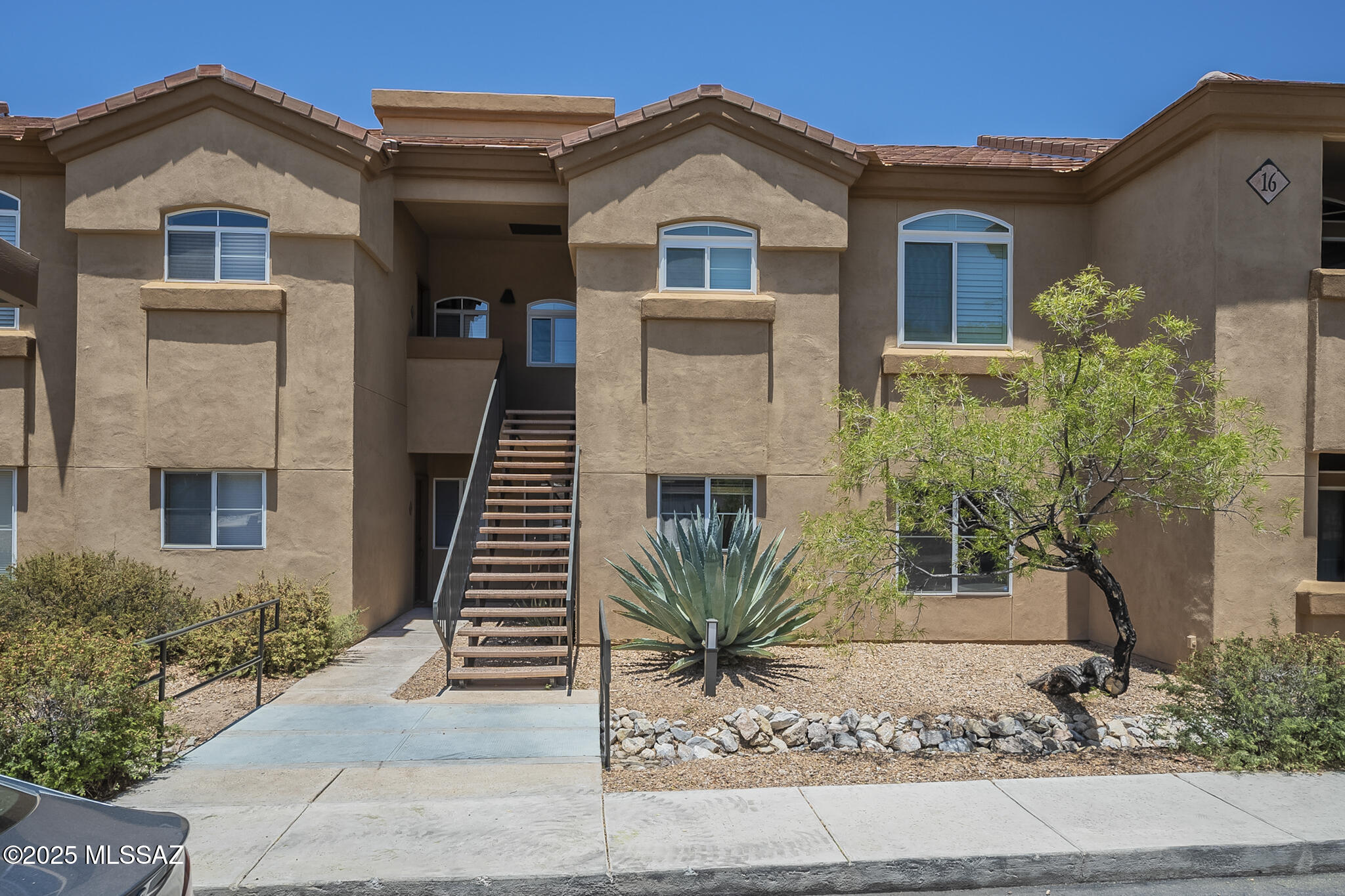 7050 E Sunrise Drive 16203