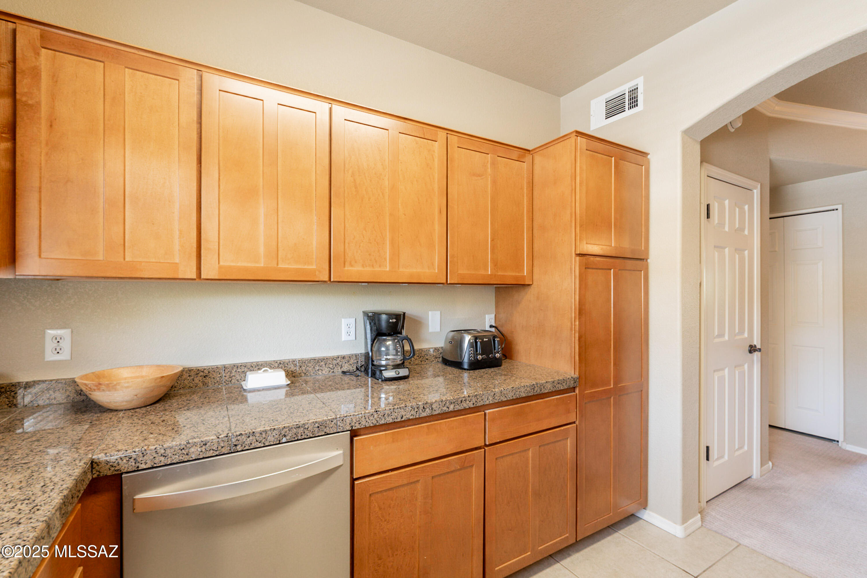 7050 E Sunrise Drive 16203