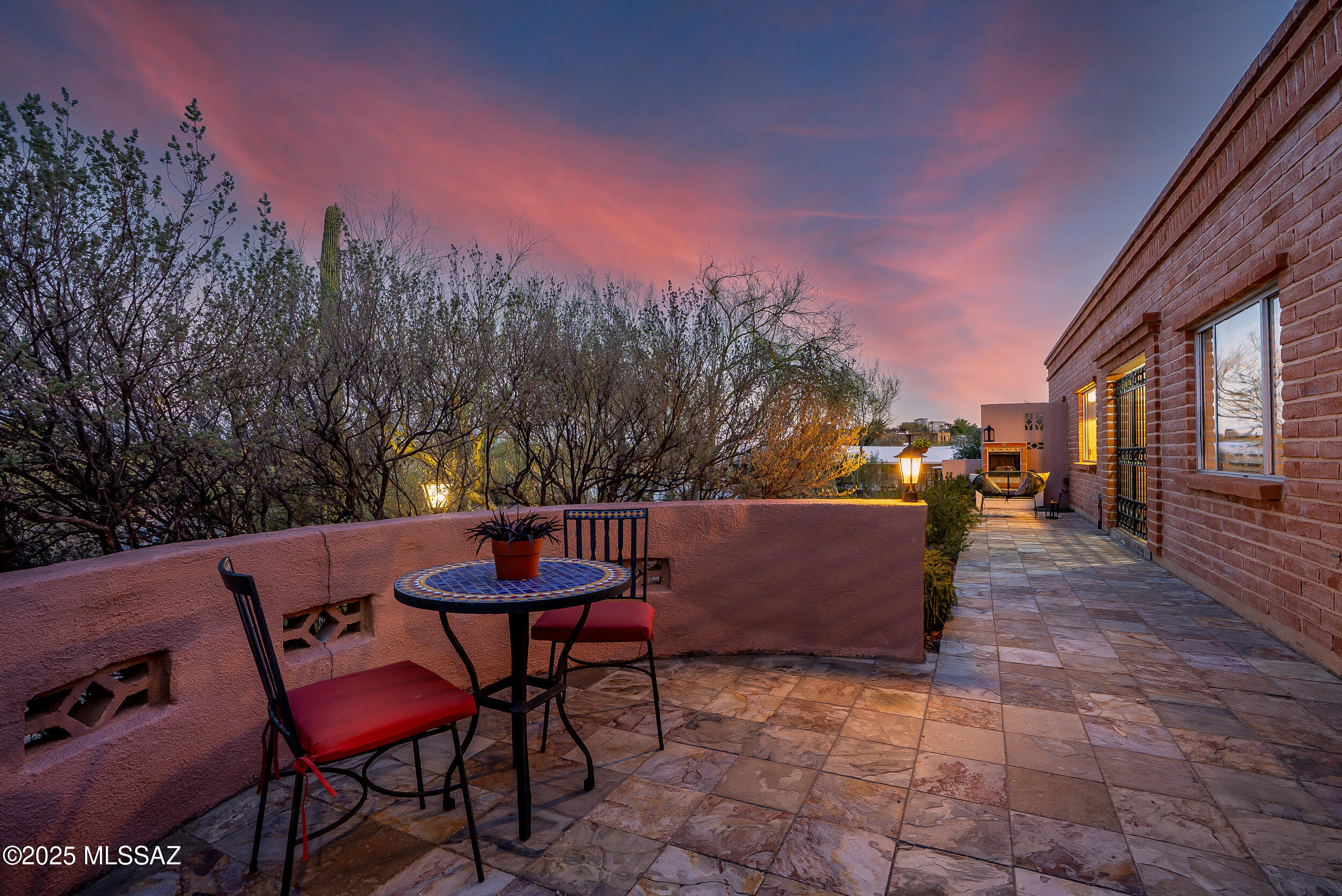 6015 N Camino De Santa Valera