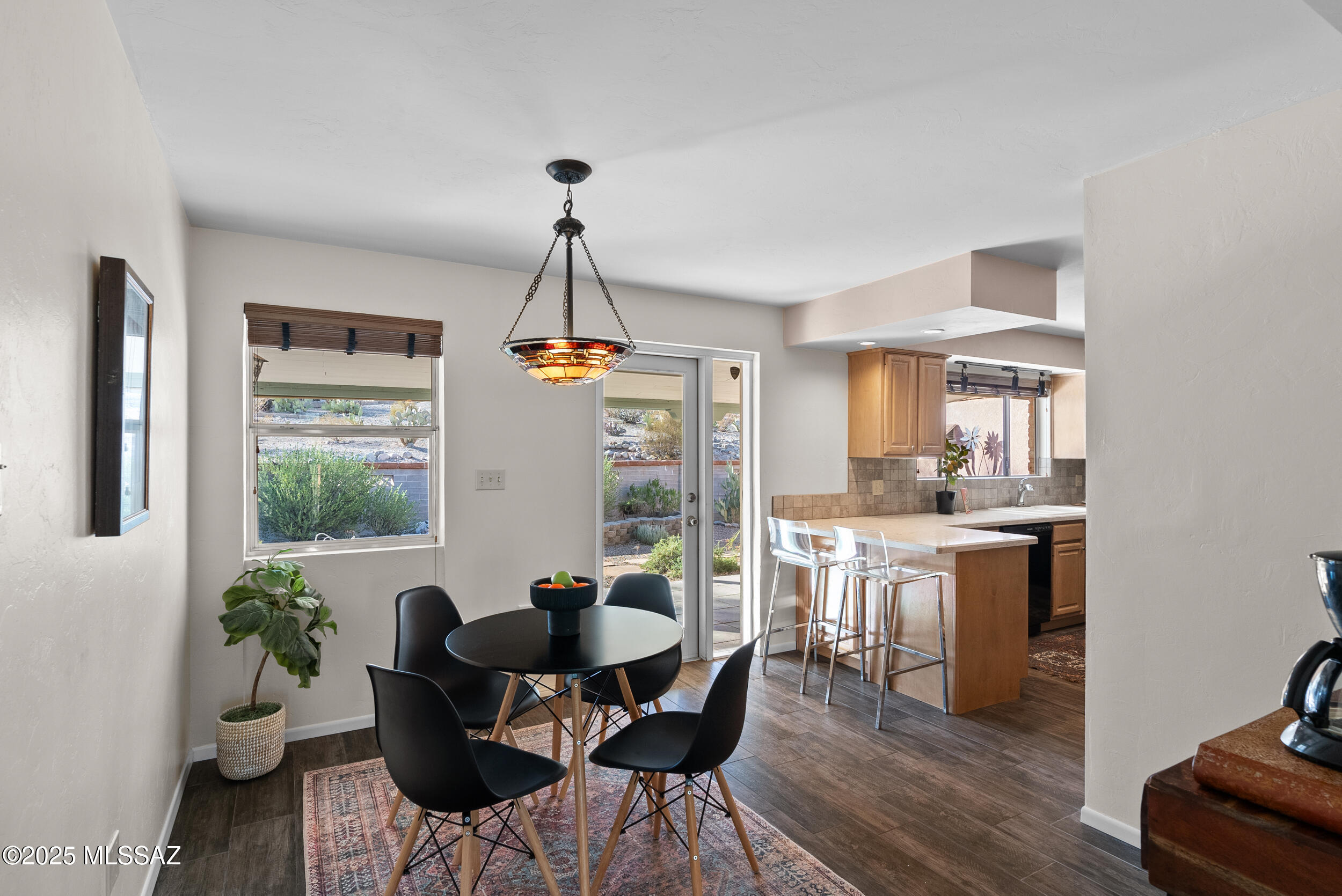 6015 N Camino De Santa Valera