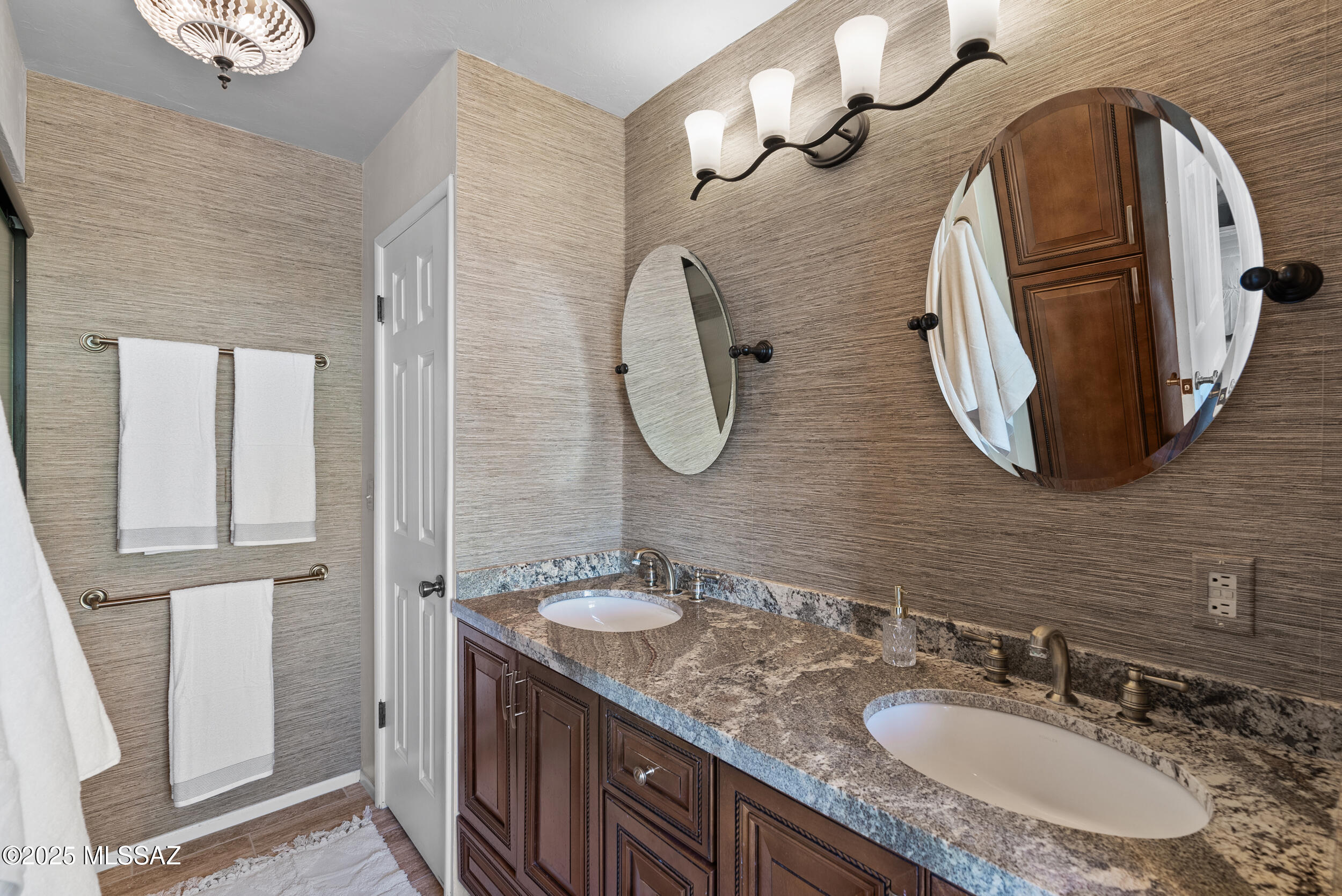 6015 N Camino De Santa Valera