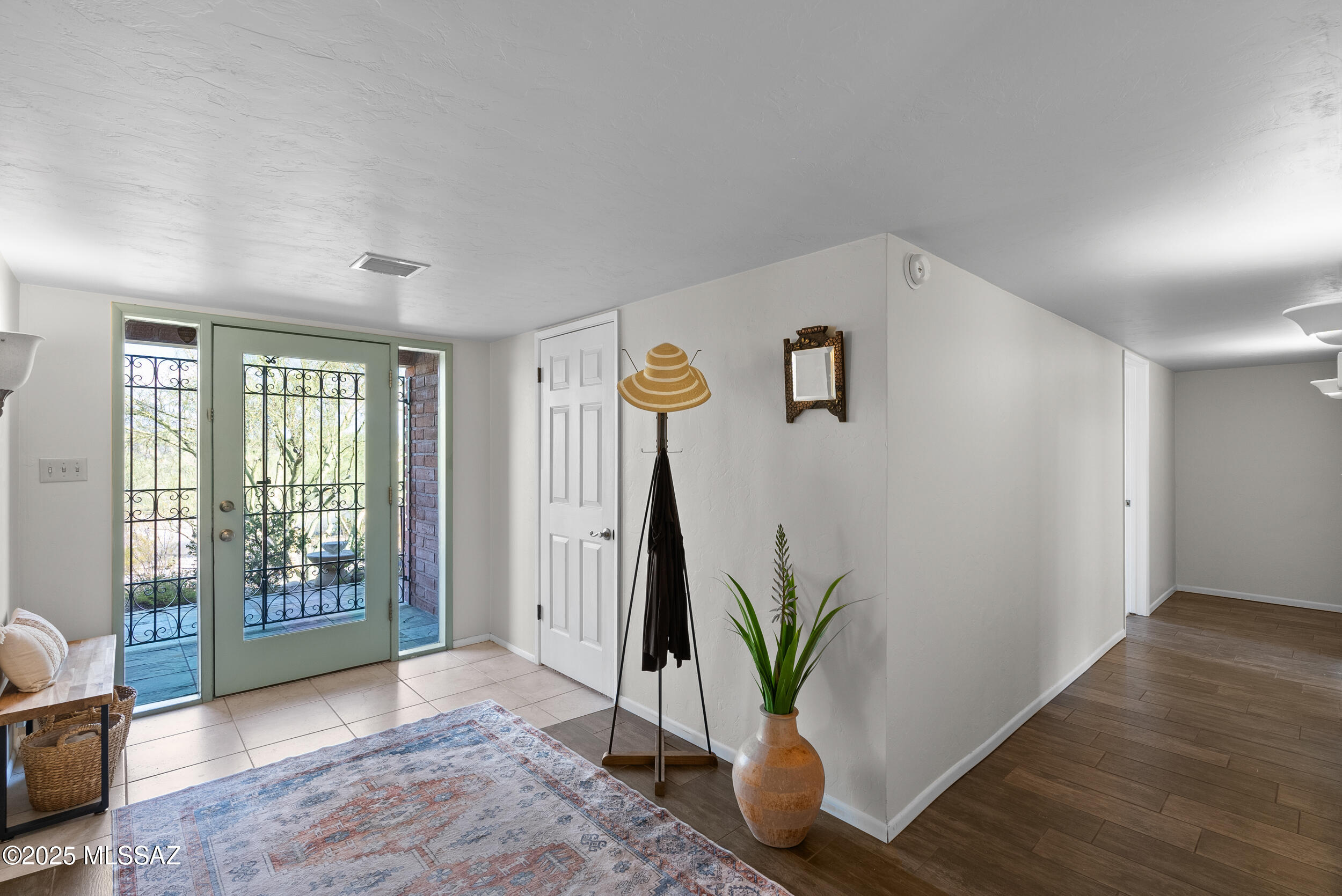 6015 N Camino De Santa Valera