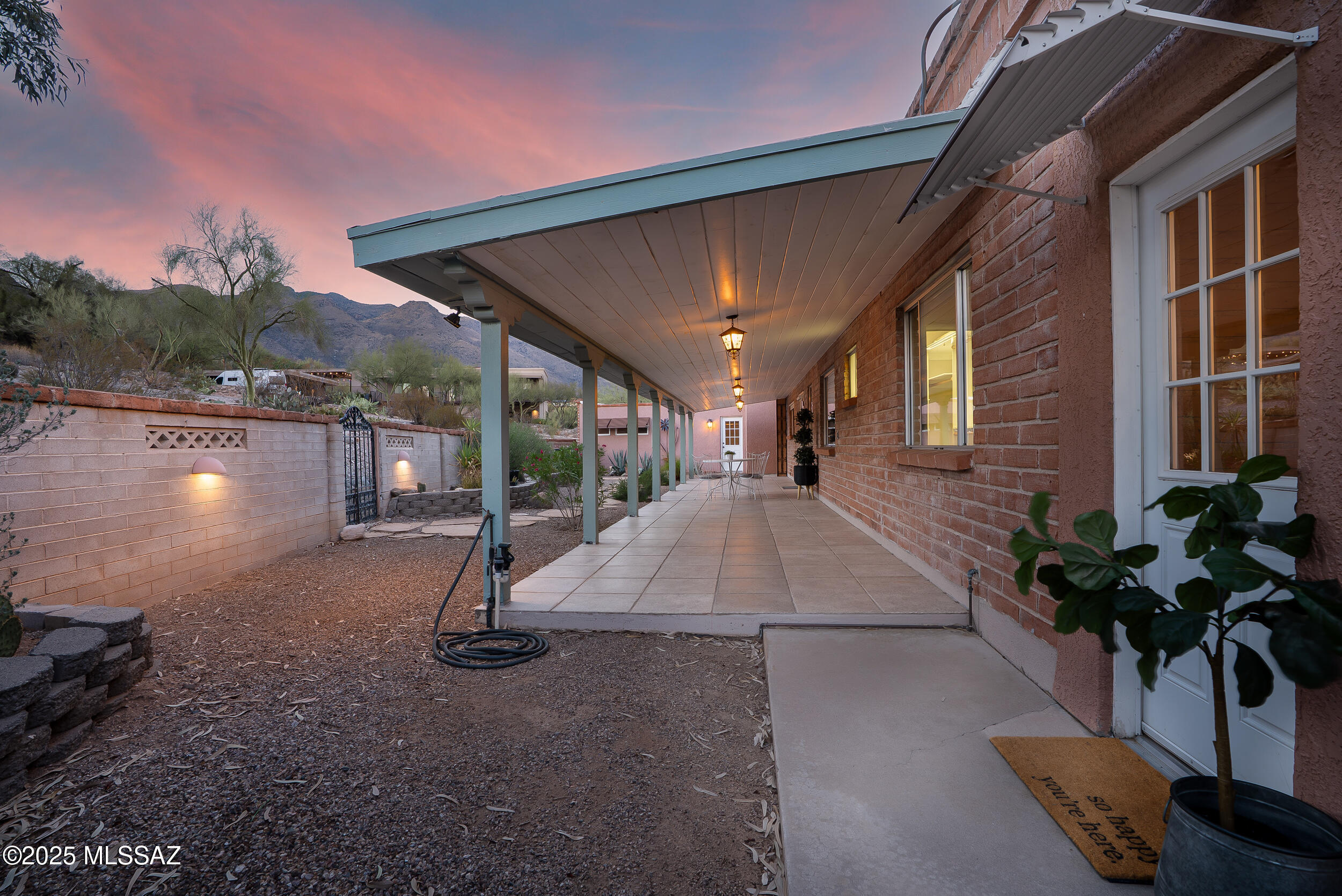 6015 N Camino De Santa Valera