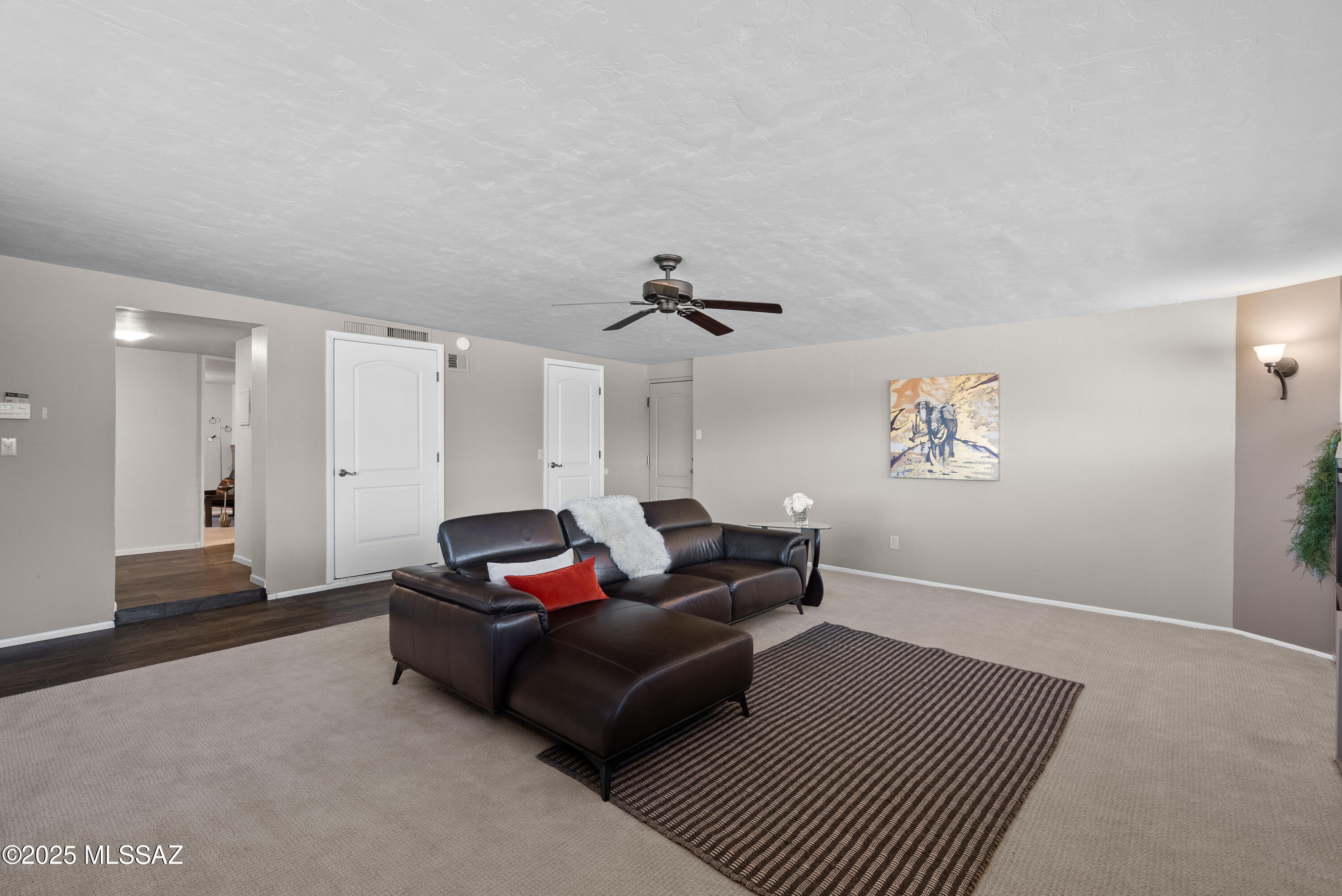 6015 N Camino De Santa Valera