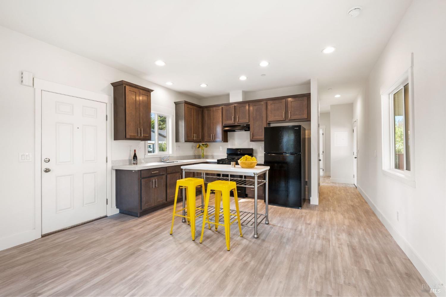 97 Kennedy Lane Unit: 10