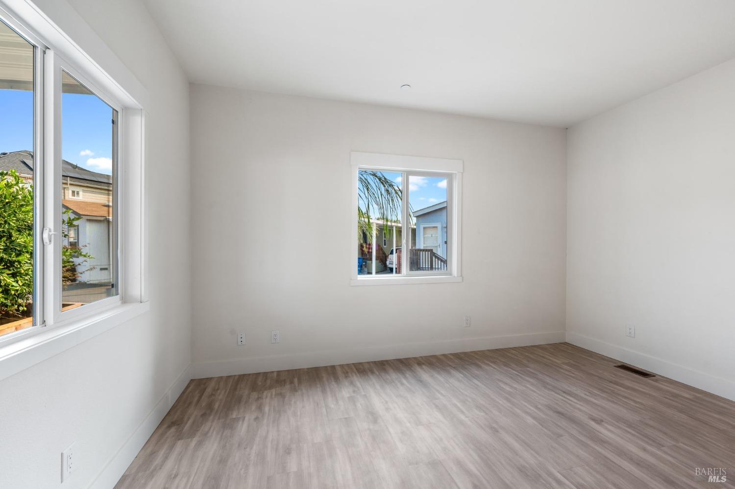 97 Kennedy Lane Unit: 10