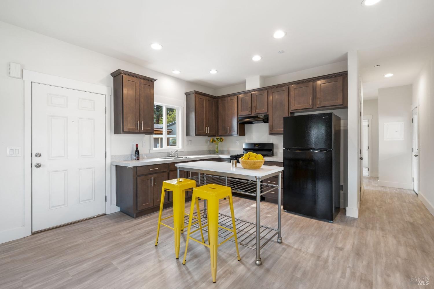 97 Kennedy Lane Unit: 10