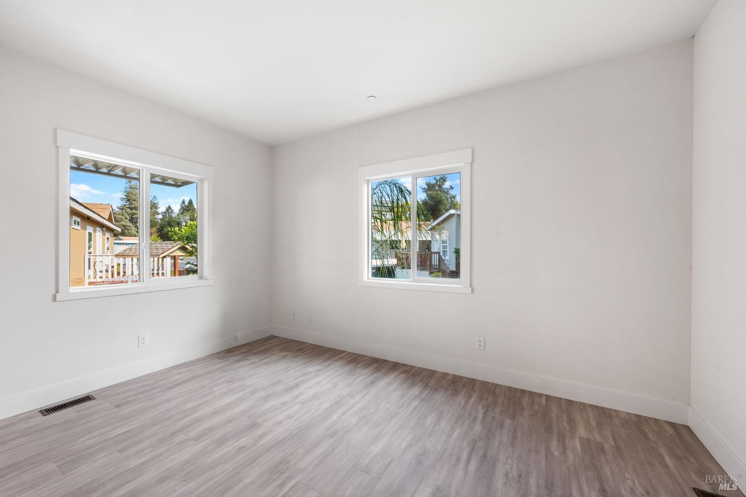 97 Kennedy Lane Unit: 10