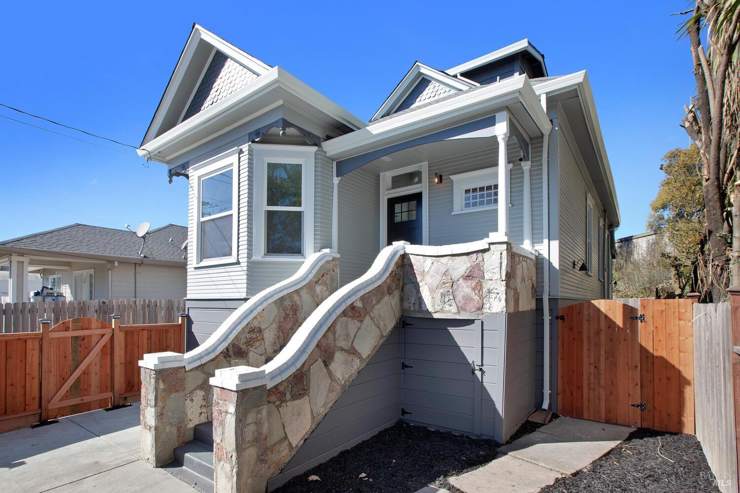 107 Sebastopol Ave