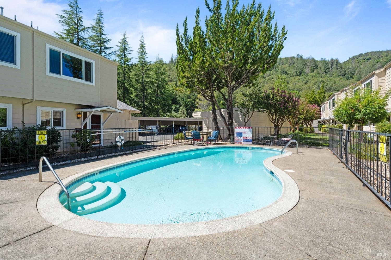 280 San Jacinta Dr #P