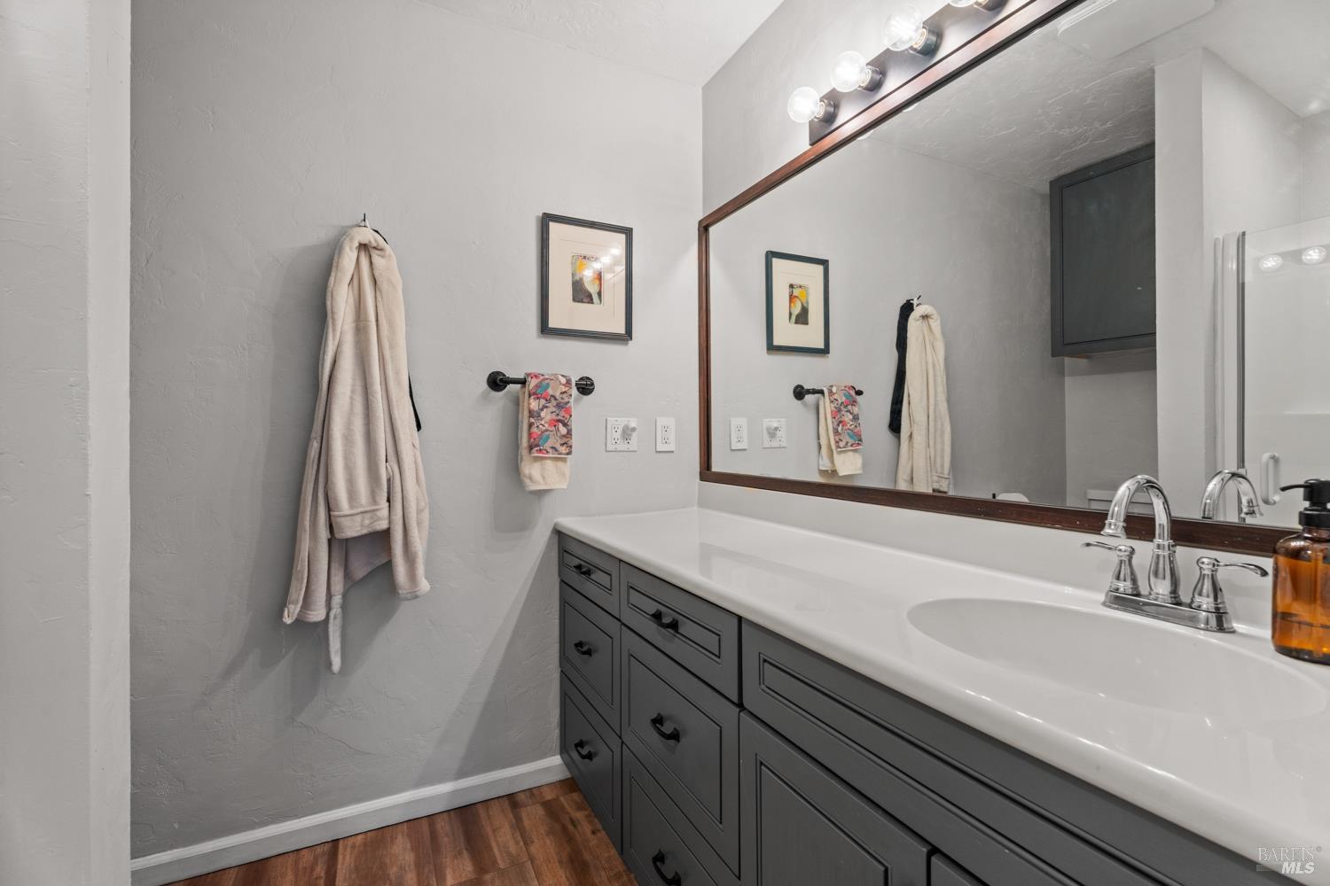 280 San Jacinta Dr #J