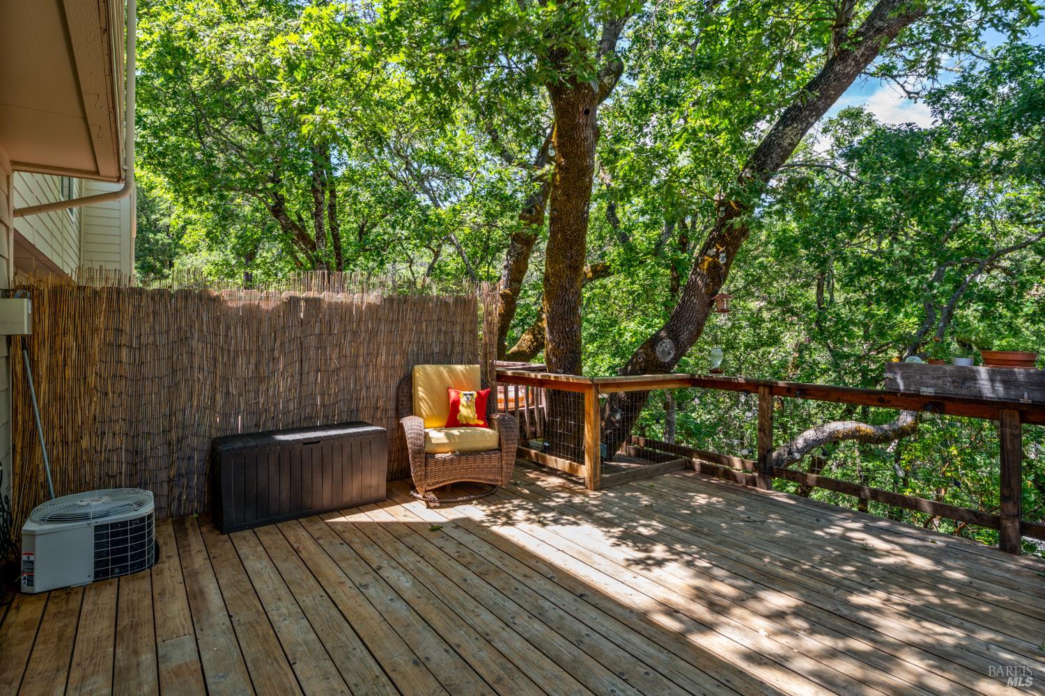 280 San Jacinta Dr #J